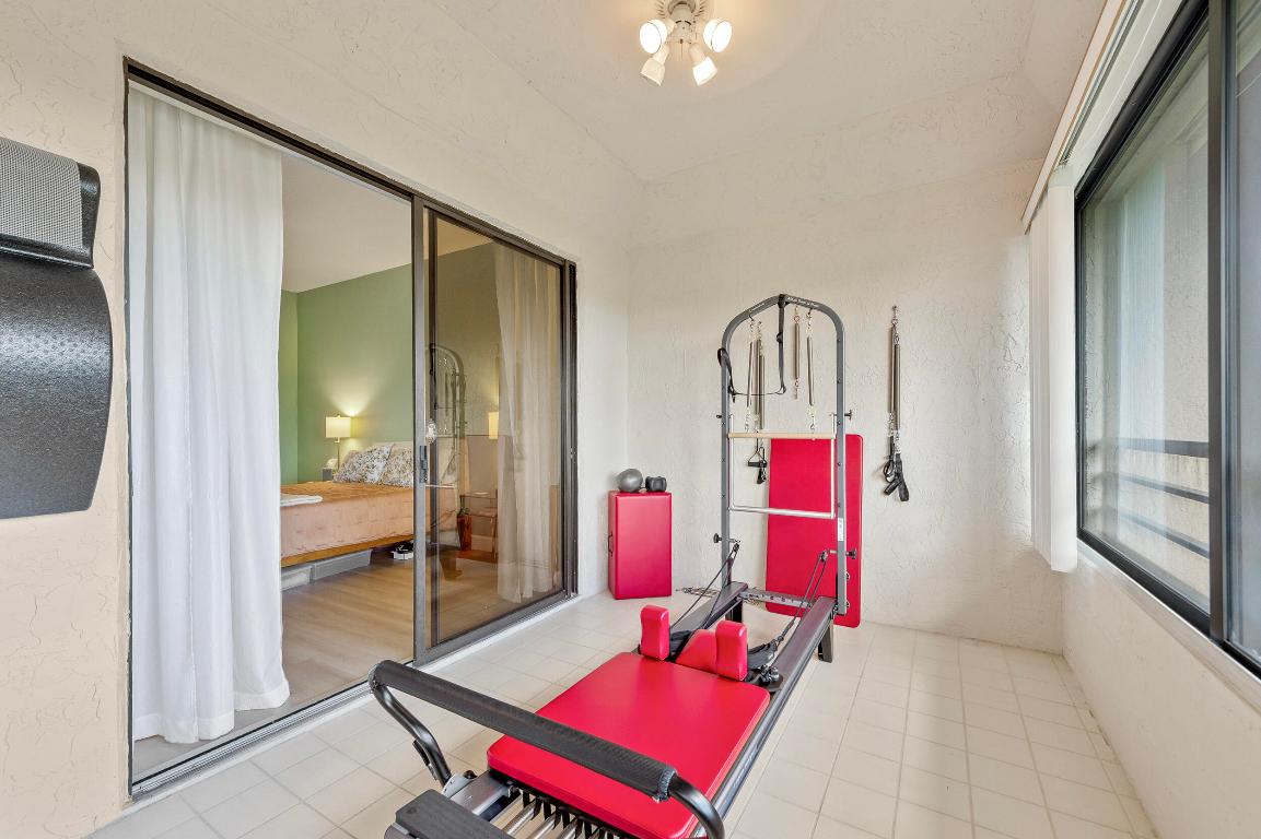 LA PAZ AT BOCA POINTE - Residential