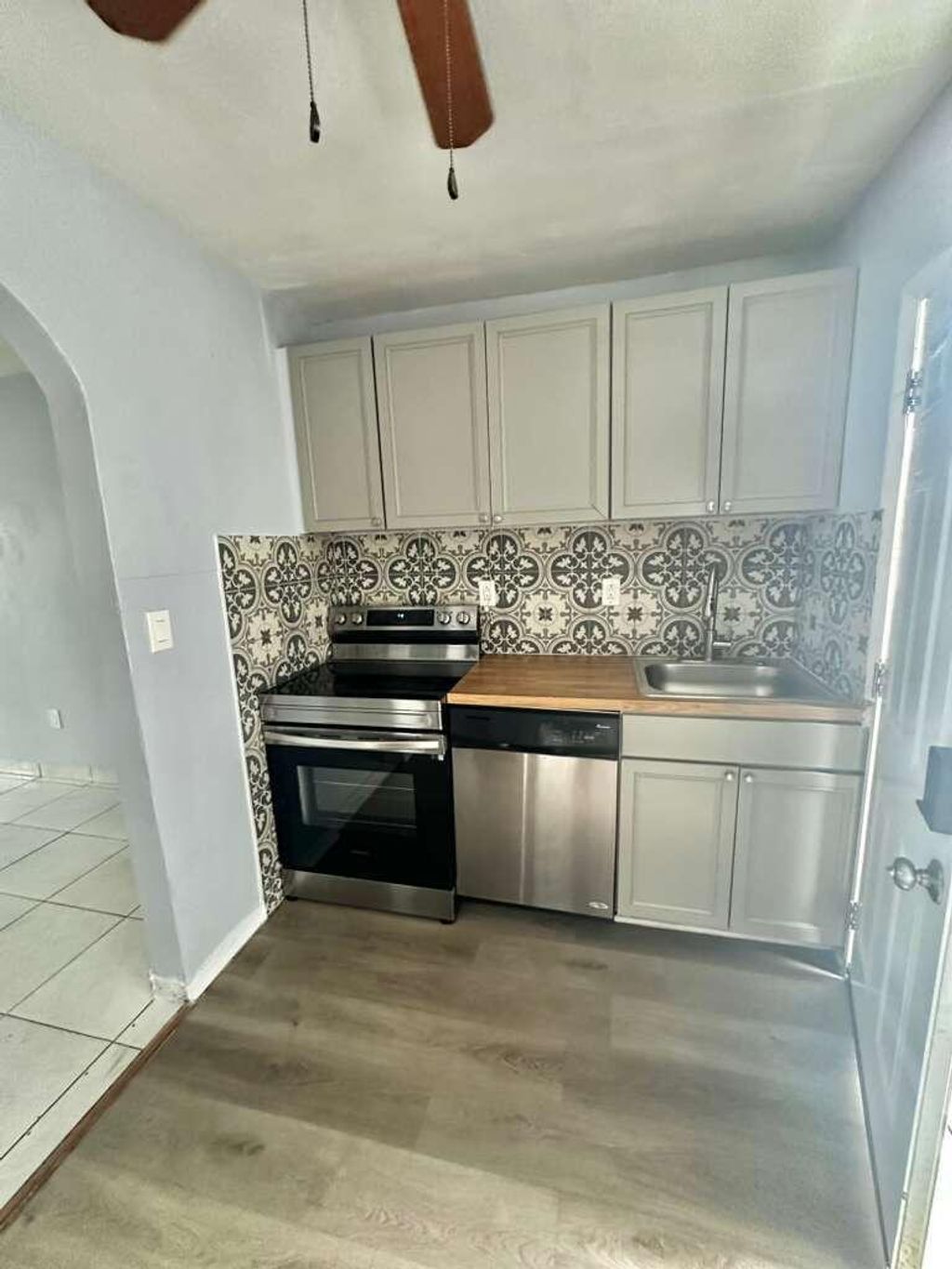 Photo of 23 SE 12th Street #22, Dania Beach, FL 33004 (MLS # R11160431)