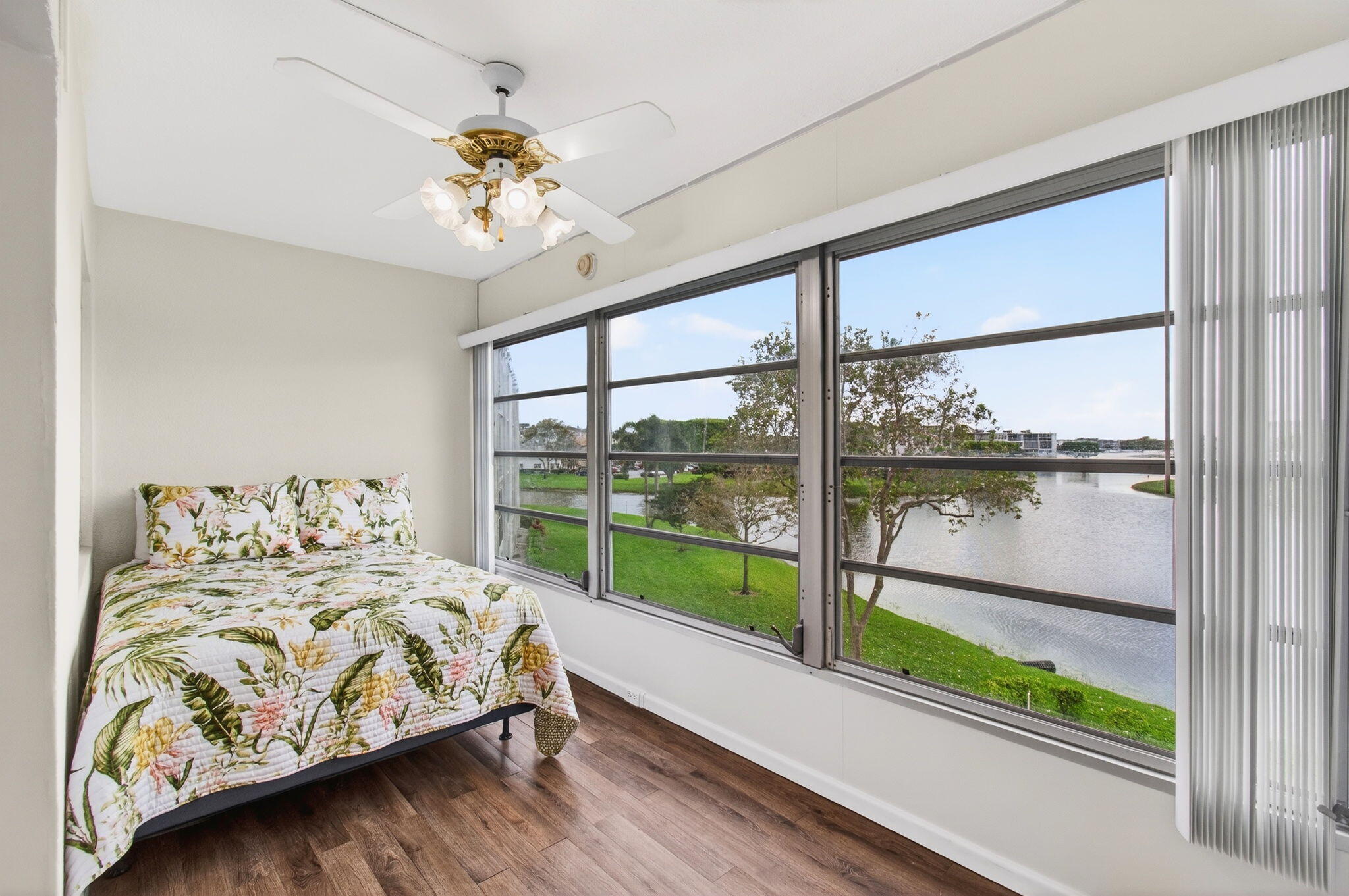 LINCOLN AT CENTURY VILLAGE CONDO - Residential