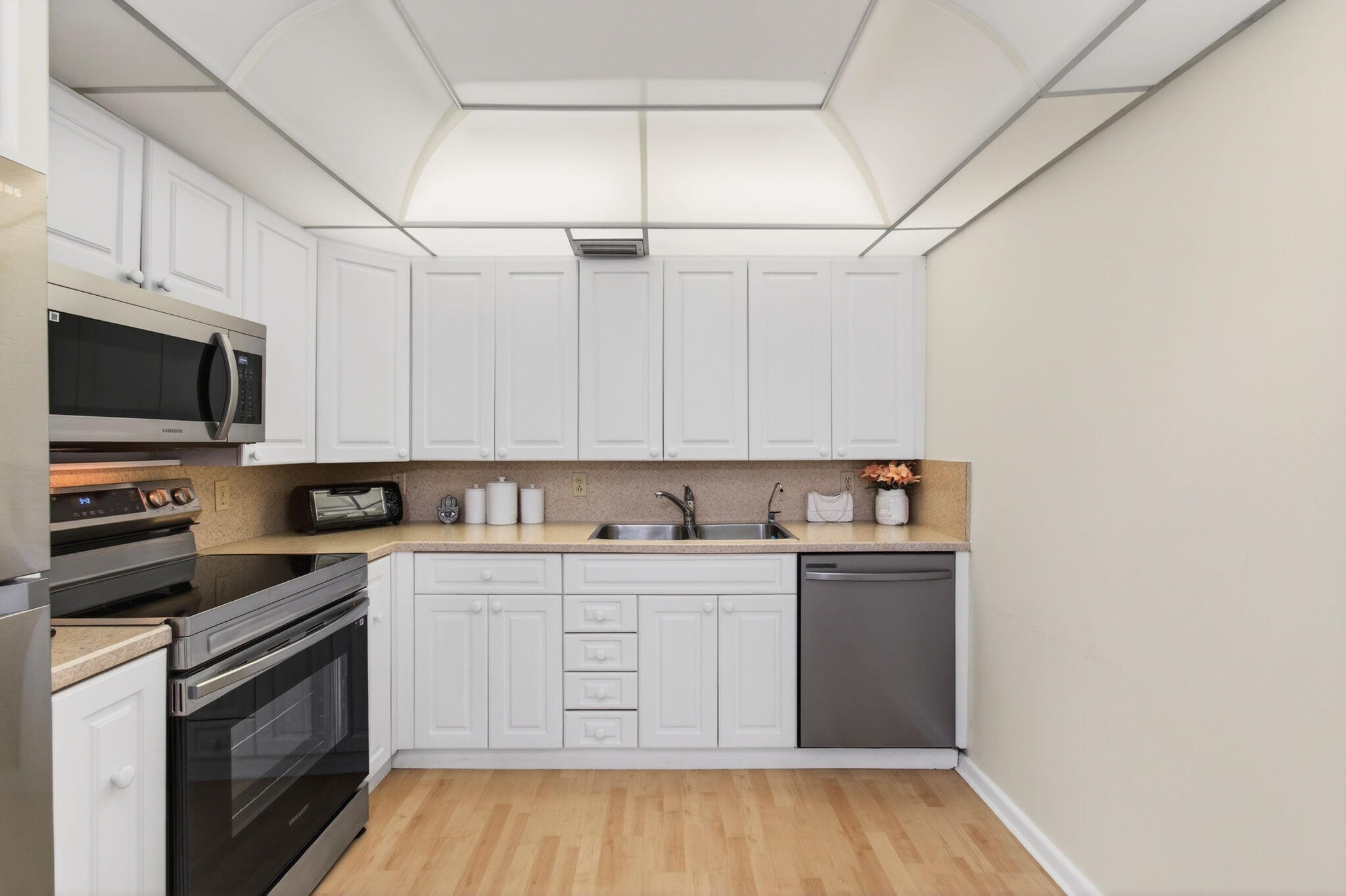 LINCOLN AT CENTURY VILLAGE CONDO - Residential