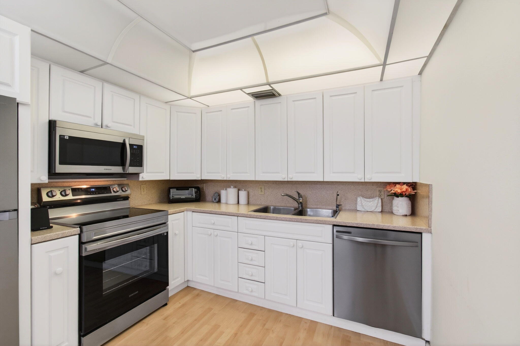 LINCOLN AT CENTURY VILLAGE CONDO - Residential