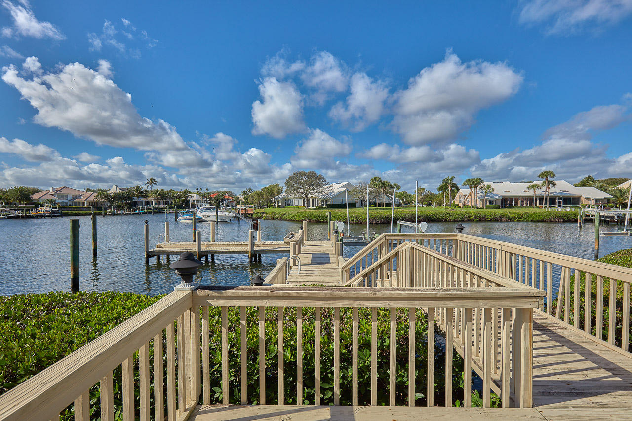 Admirals Cove - Residential