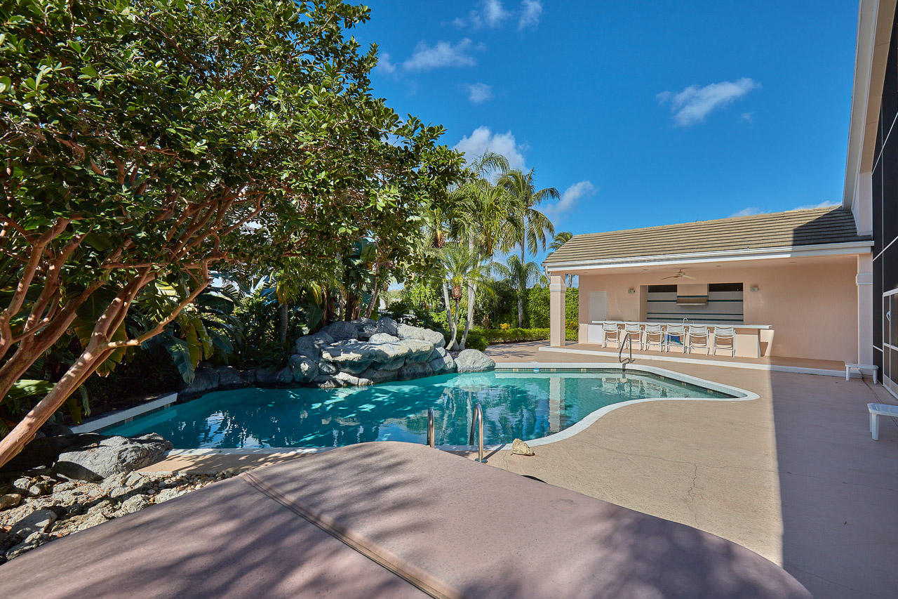 Admirals Cove - Residential