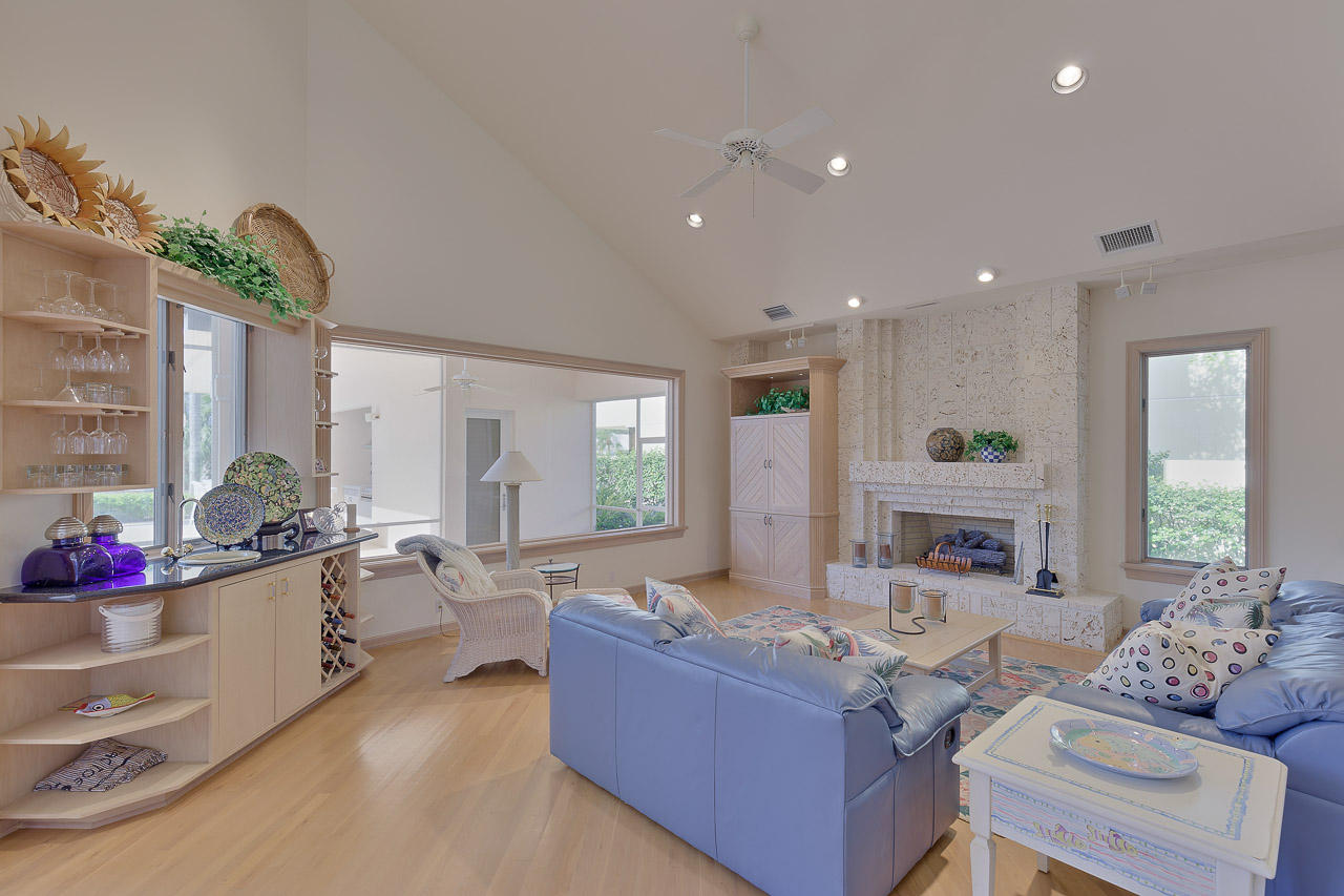 Admirals Cove - Residential