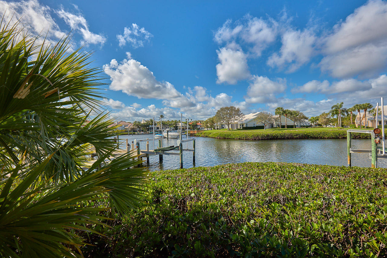 Admirals Cove - Residential