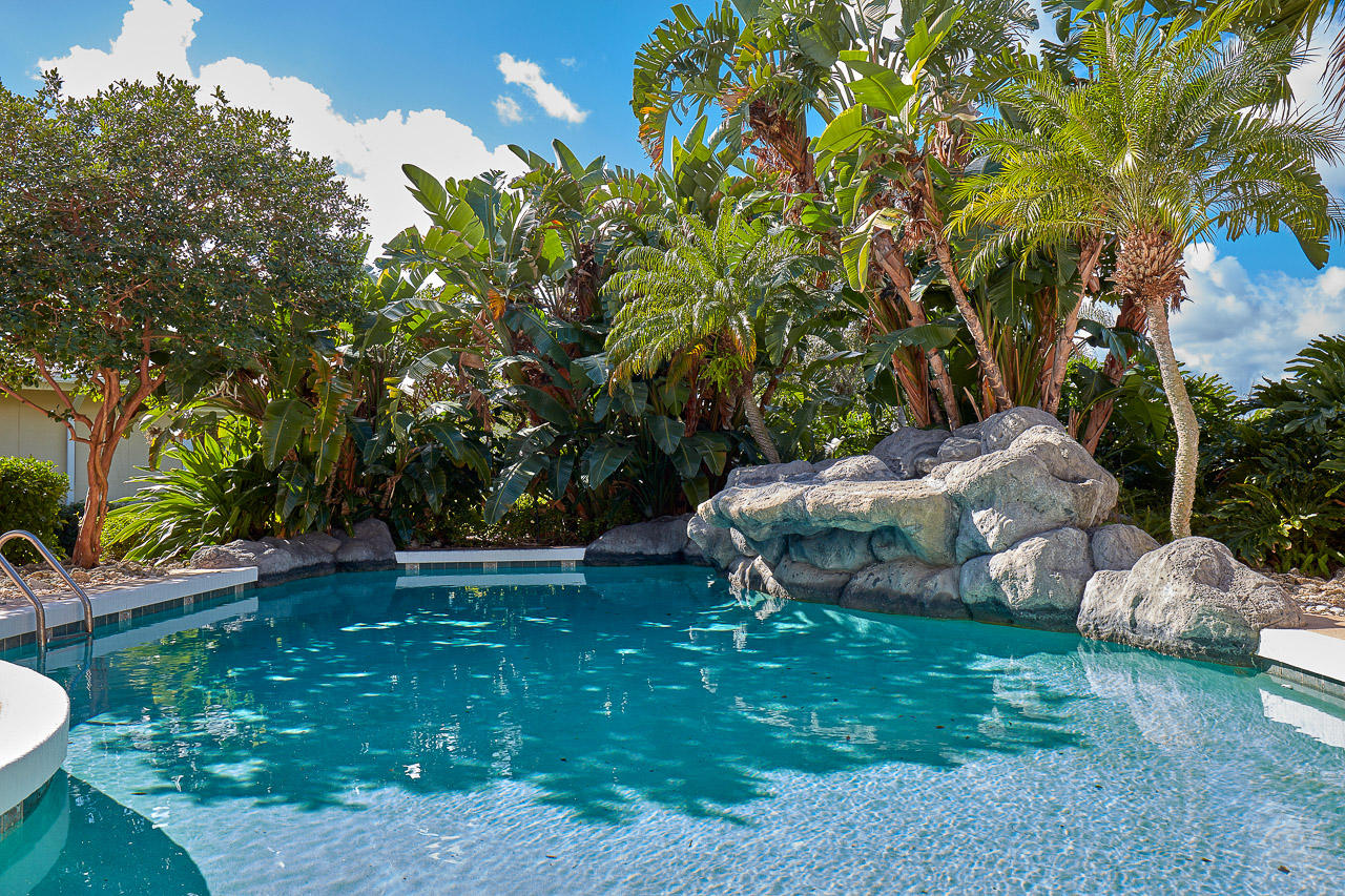 Admirals Cove - Residential