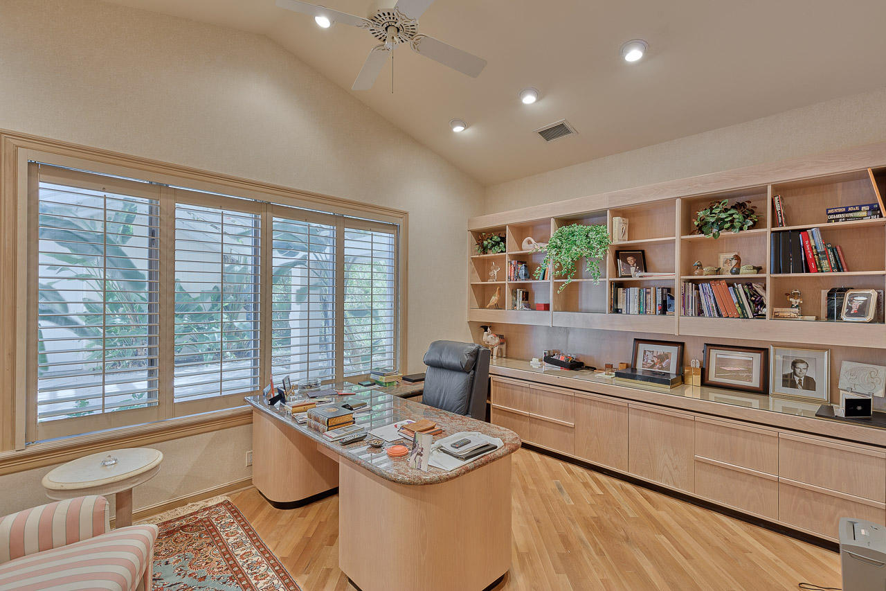 Admirals Cove - Residential