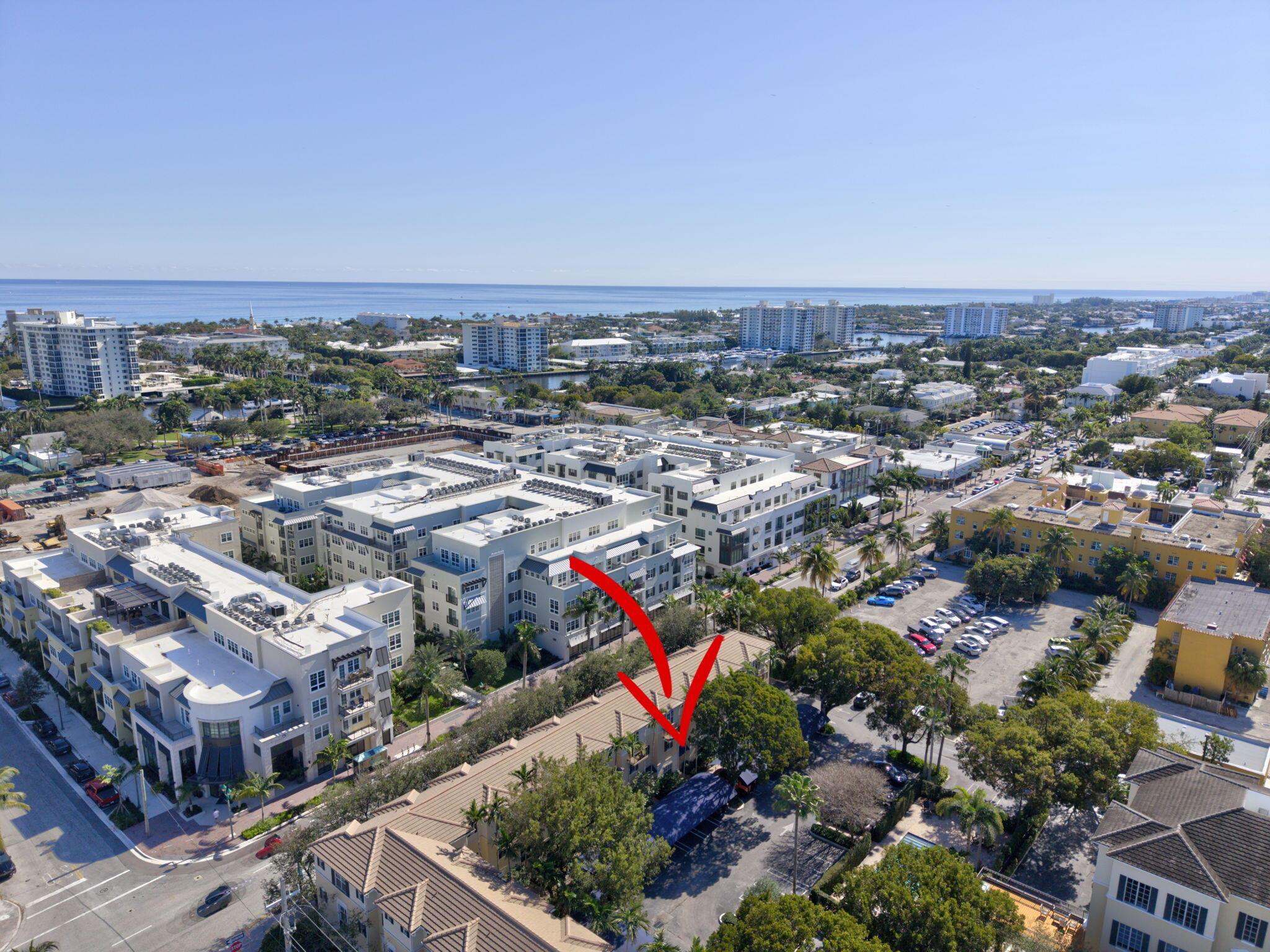 TOWN SQUARE - Residential