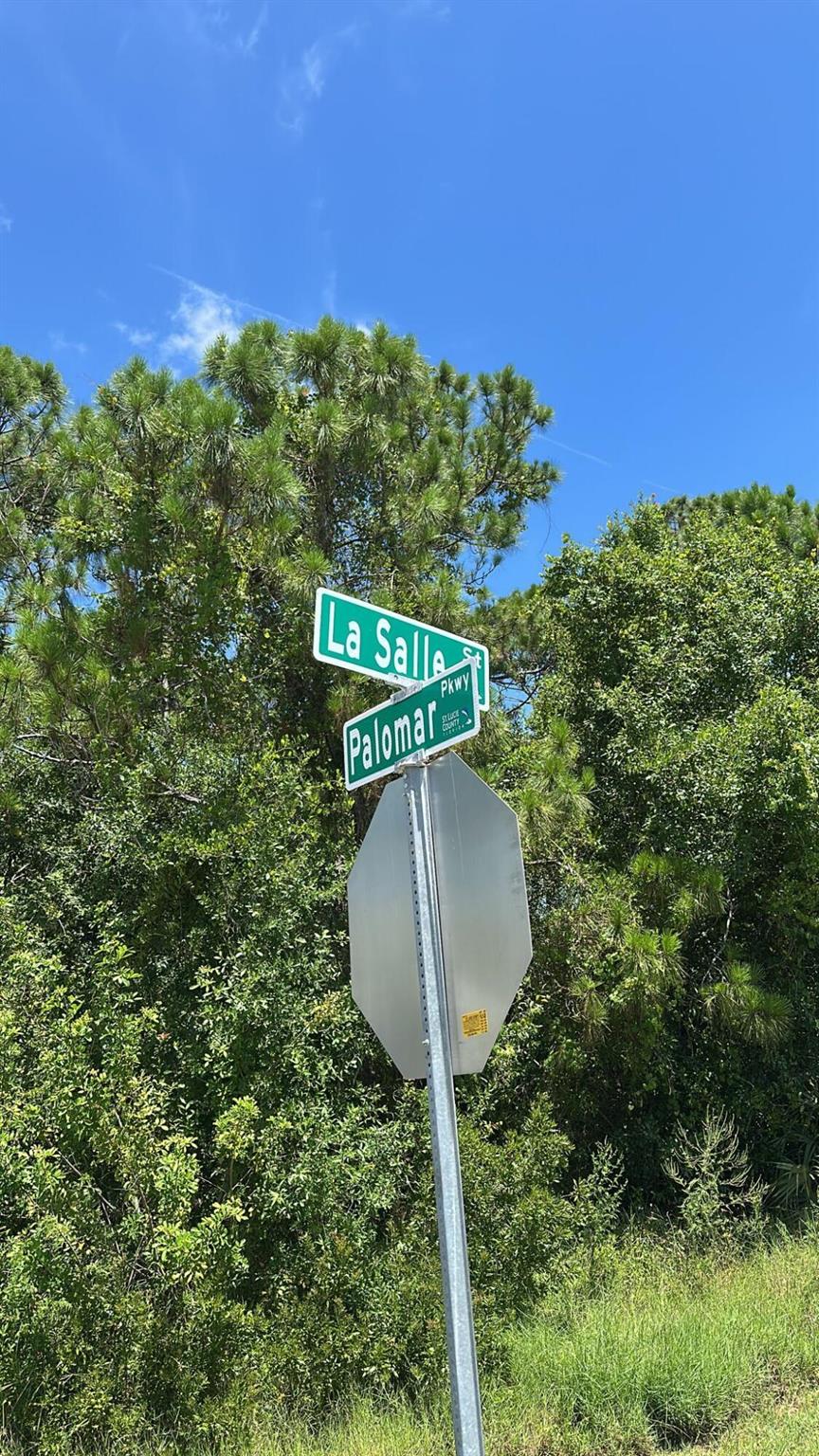 This lot is located in the heart of Lakewood Park, just minutes from major roads, shopping centers, and local amenities. It's a prime location with easy access to everything you need, making it an excellent opportunity to build your dream home or invest in future development.