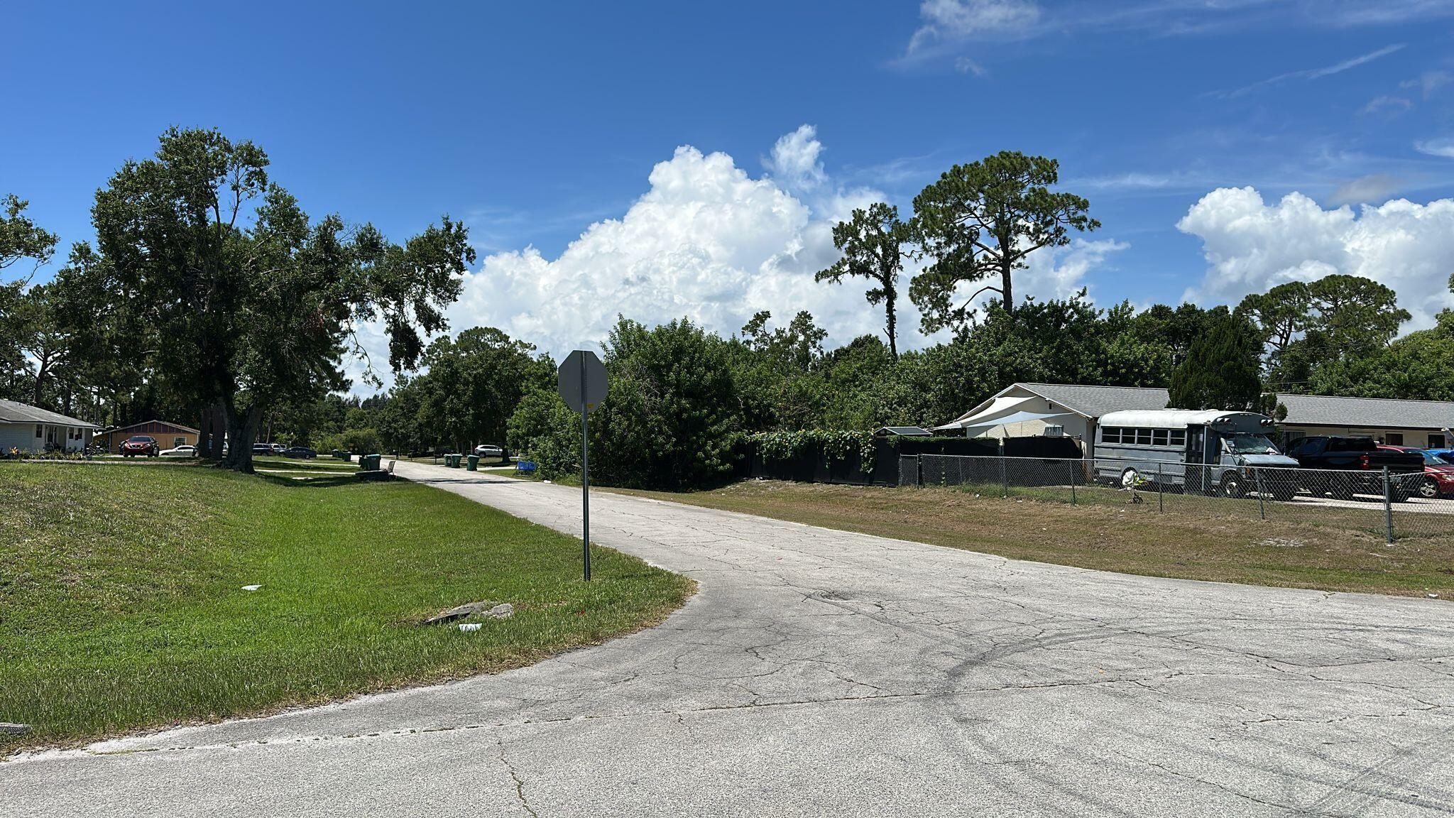5013 La Salle Street, Fort Pierce, FL, 34950/$54,900 1 5013 La Salle Street