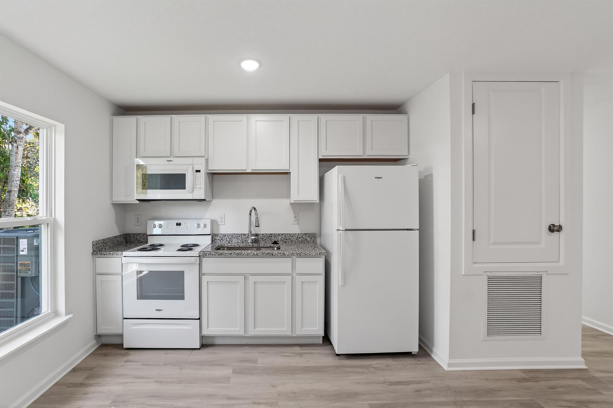 John Davis Resub - Residential Lease