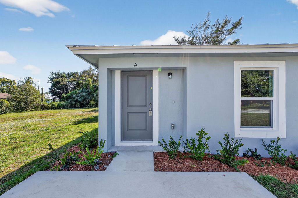 Photo of 1115 F Avenue #A, Fort Pierce, FL 34950 (MLS # R11148668)