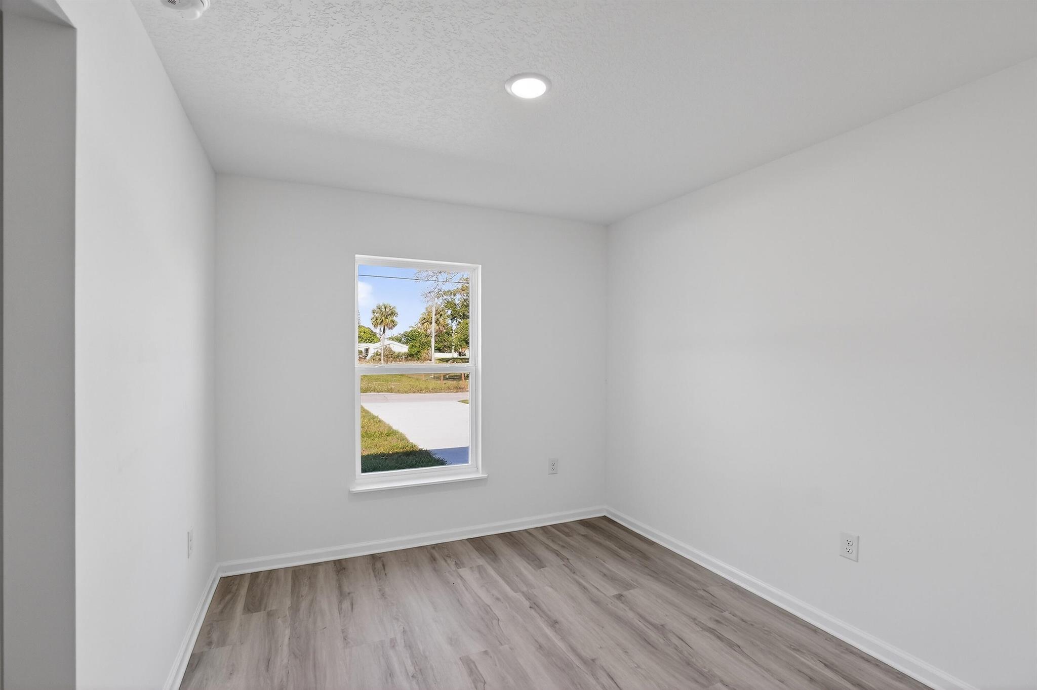 John Davis Resub - Residential Lease