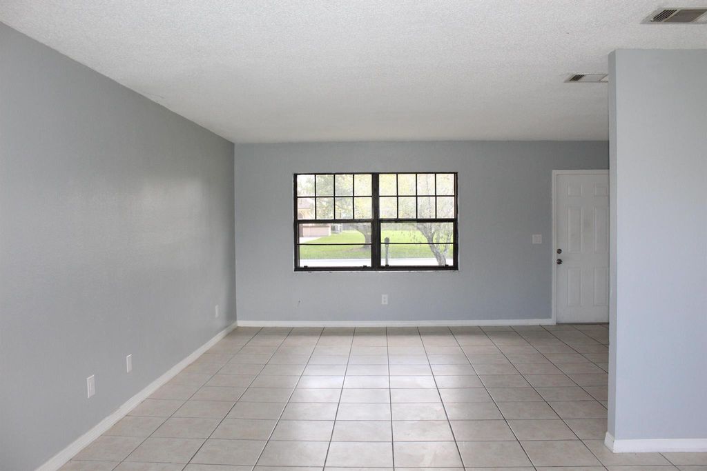 Photo of 2058 SE West Dunbrooke Circle, Port Saint Lucie, FL 34952 (MLS # R11127425)