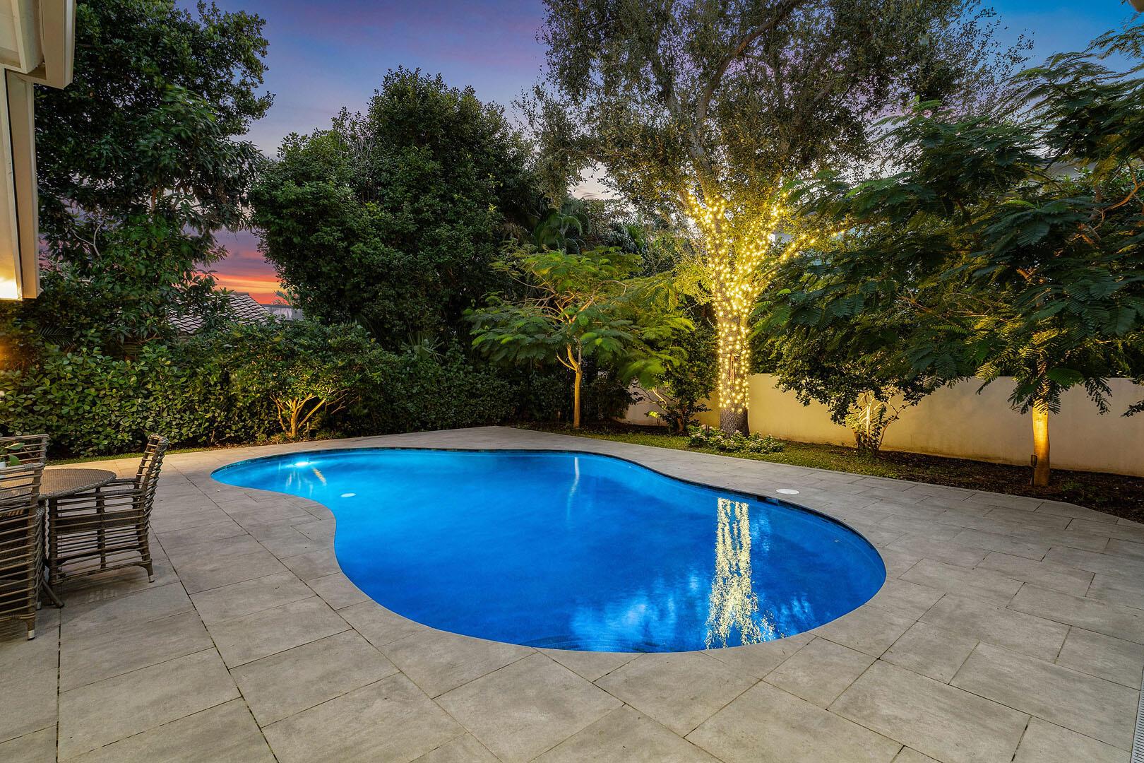 ROYAL PALM YACHT & COUNTR - Residential