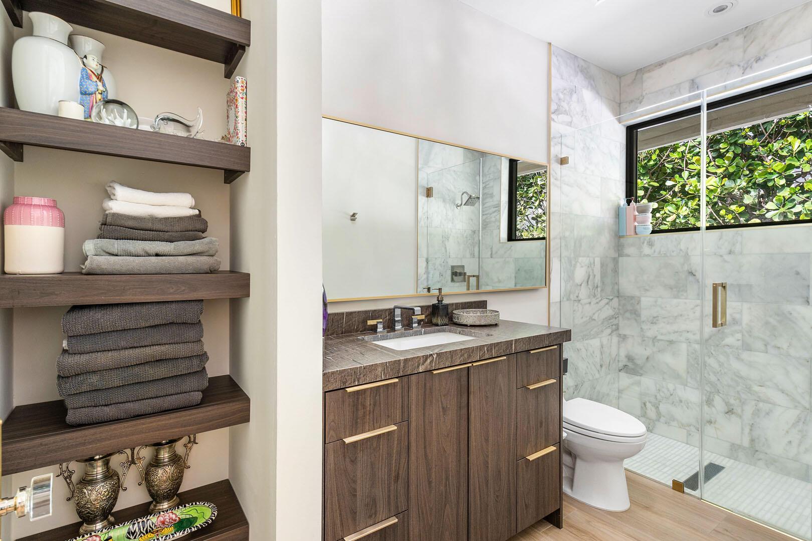 ROYAL PALM YACHT & COUNTR - Residential