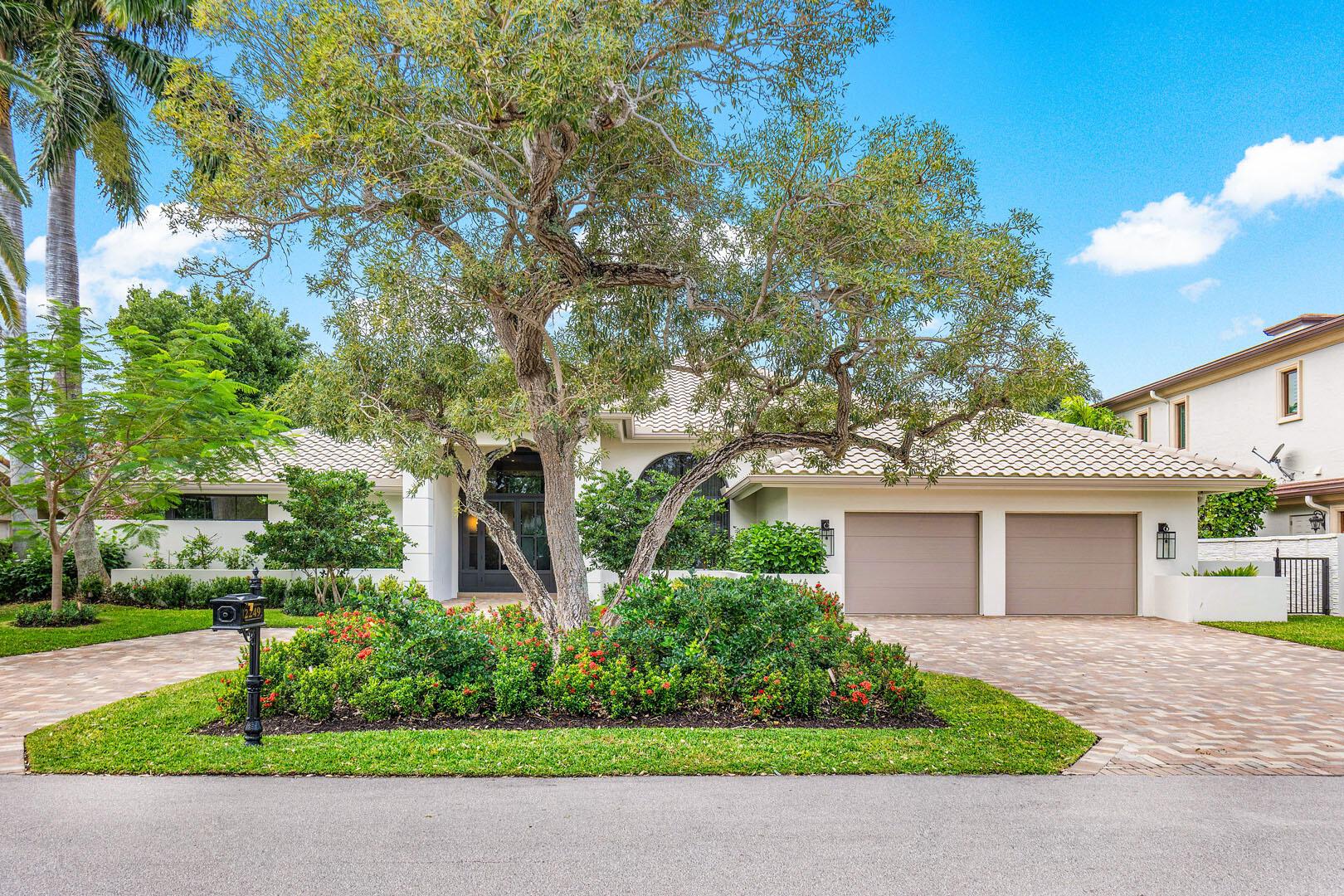 ROYAL PALM YACHT & COUNTR - Residential