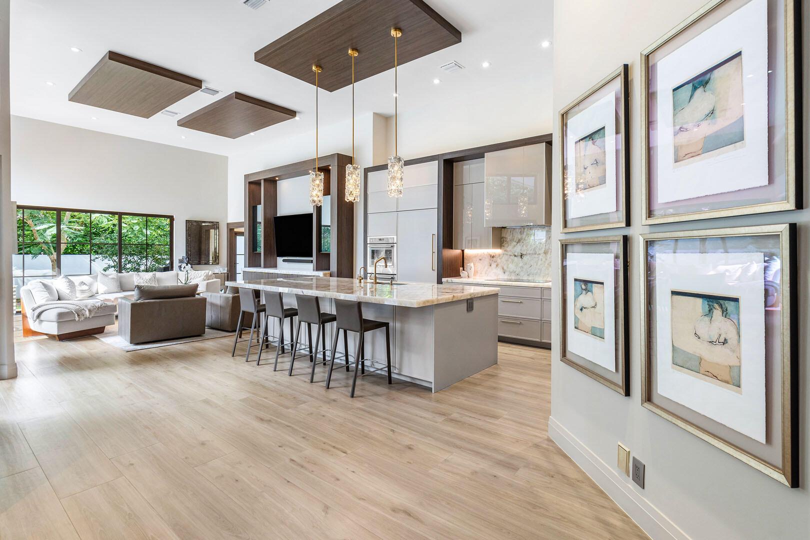 ROYAL PALM YACHT & COUNTR - Residential