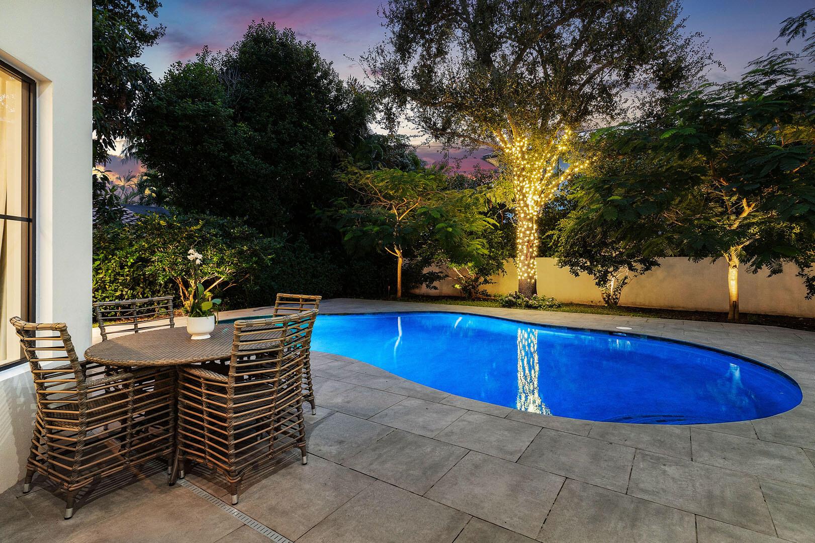 ROYAL PALM YACHT & COUNTR - Residential