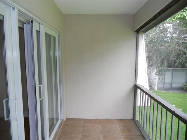 OAKLAND SHORES - Residential