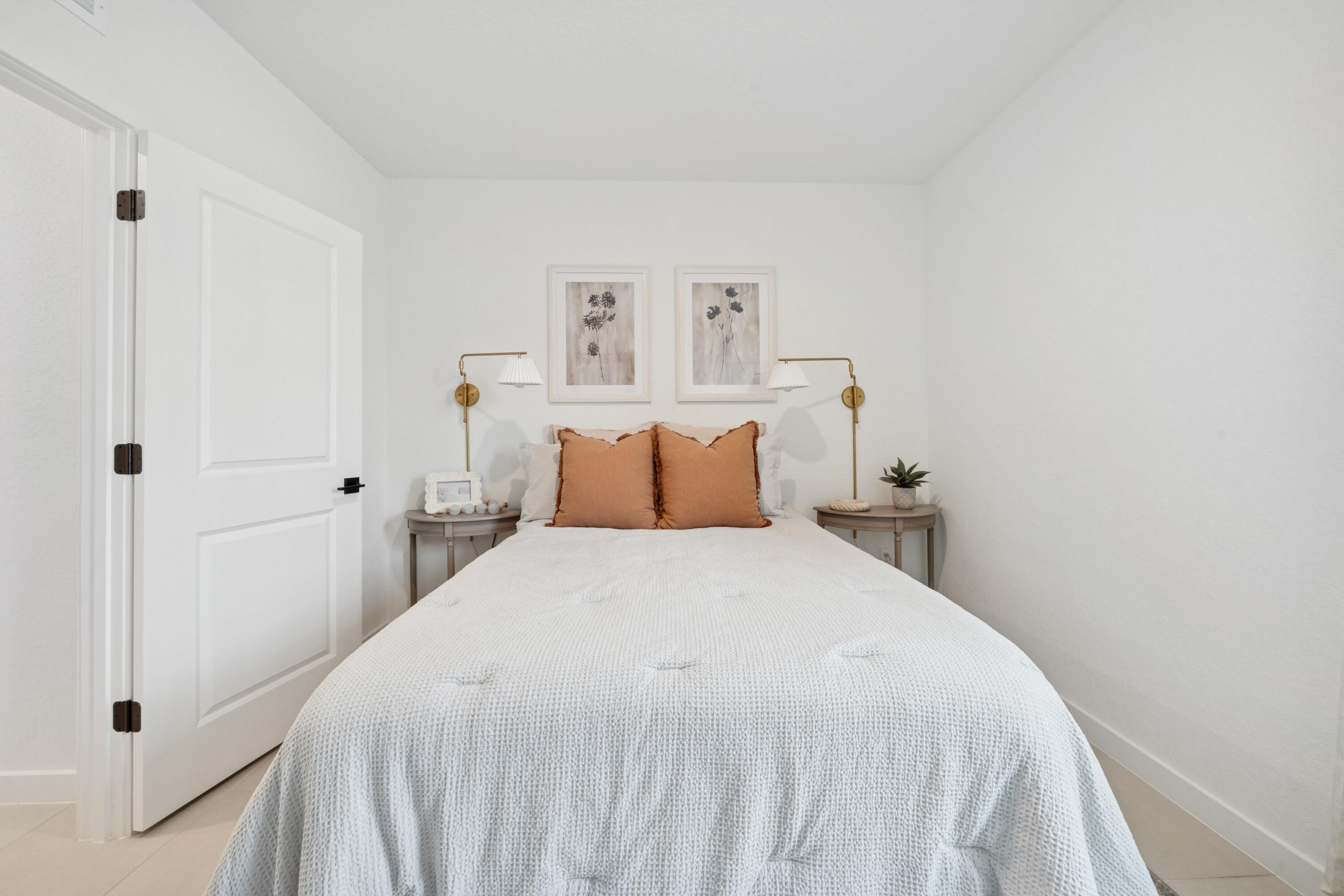 PALM BREEZES CLUB - Residential