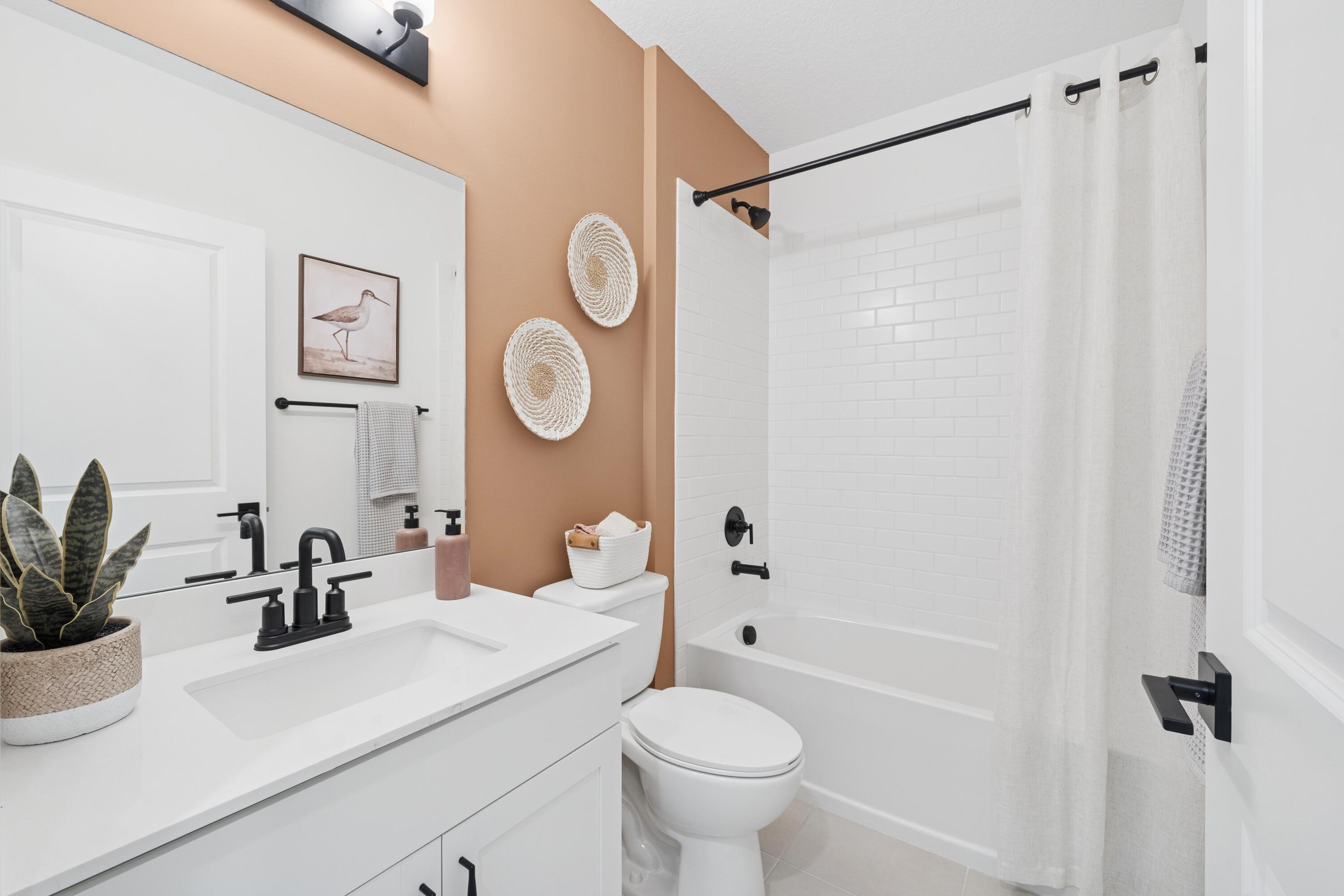 PALM BREEZES CLUB - Residential