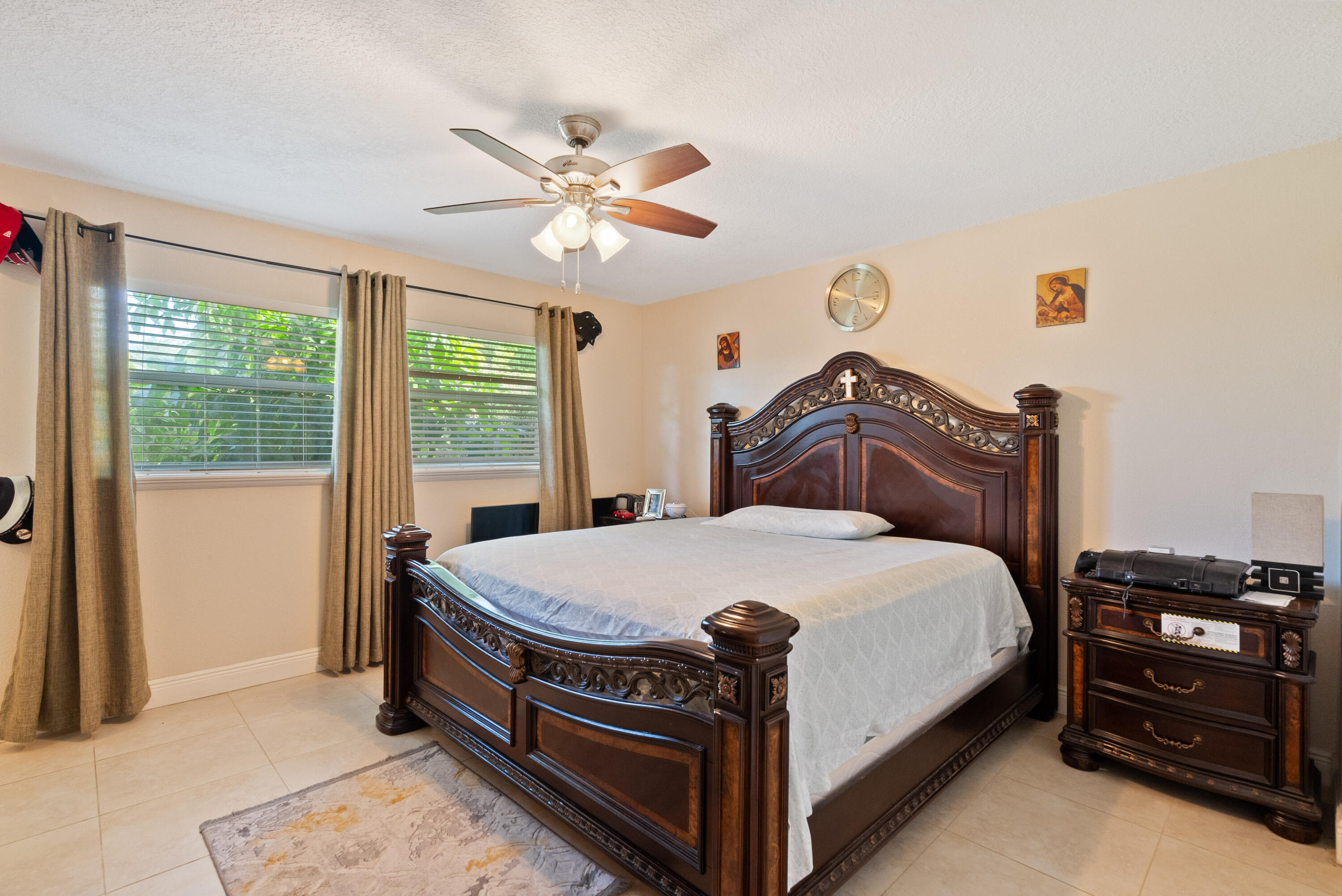 PORT ST LUCIE SECTION 3 - Residential Lease