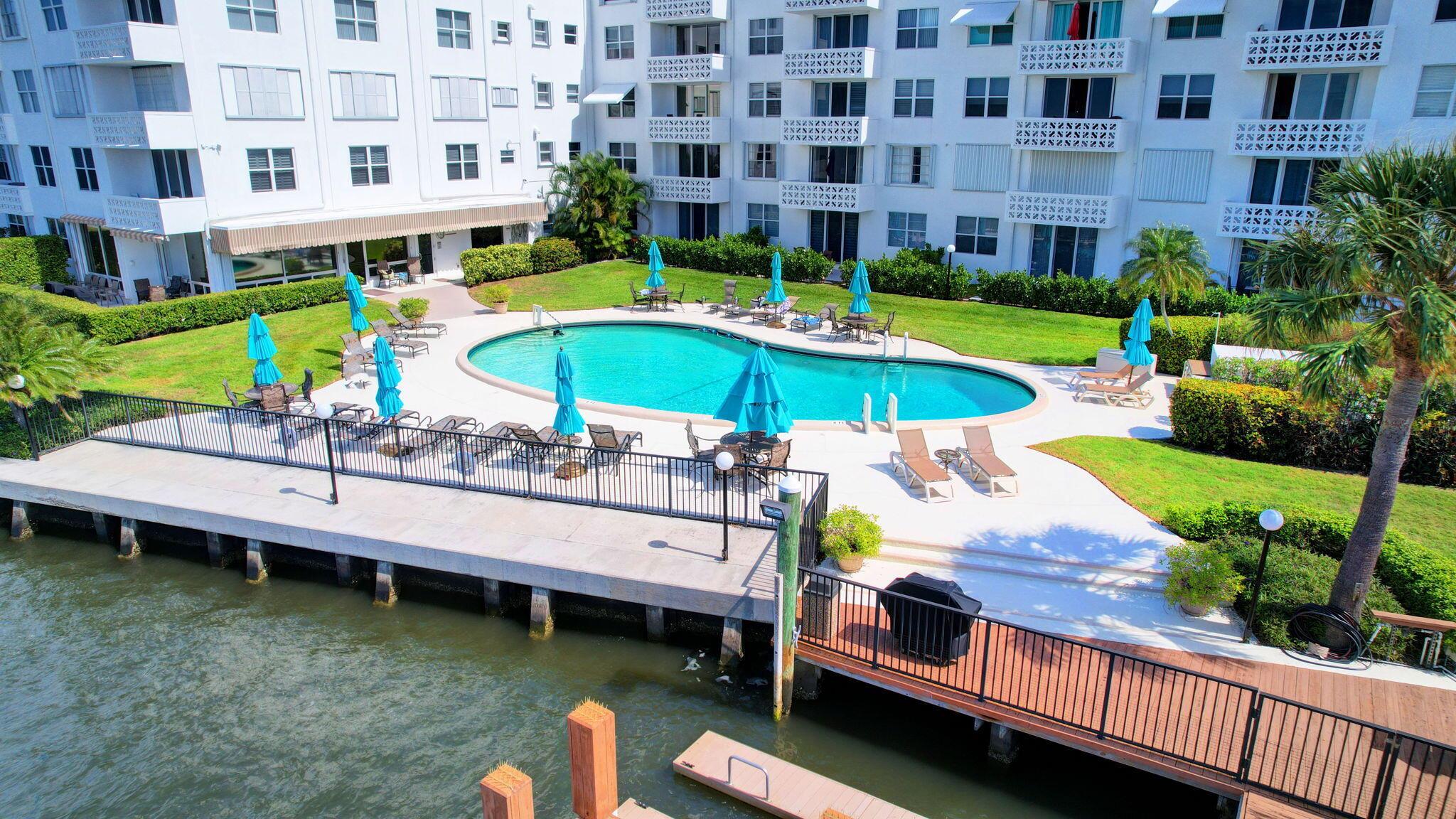 ROYAL SAXON INC - Residential Lease