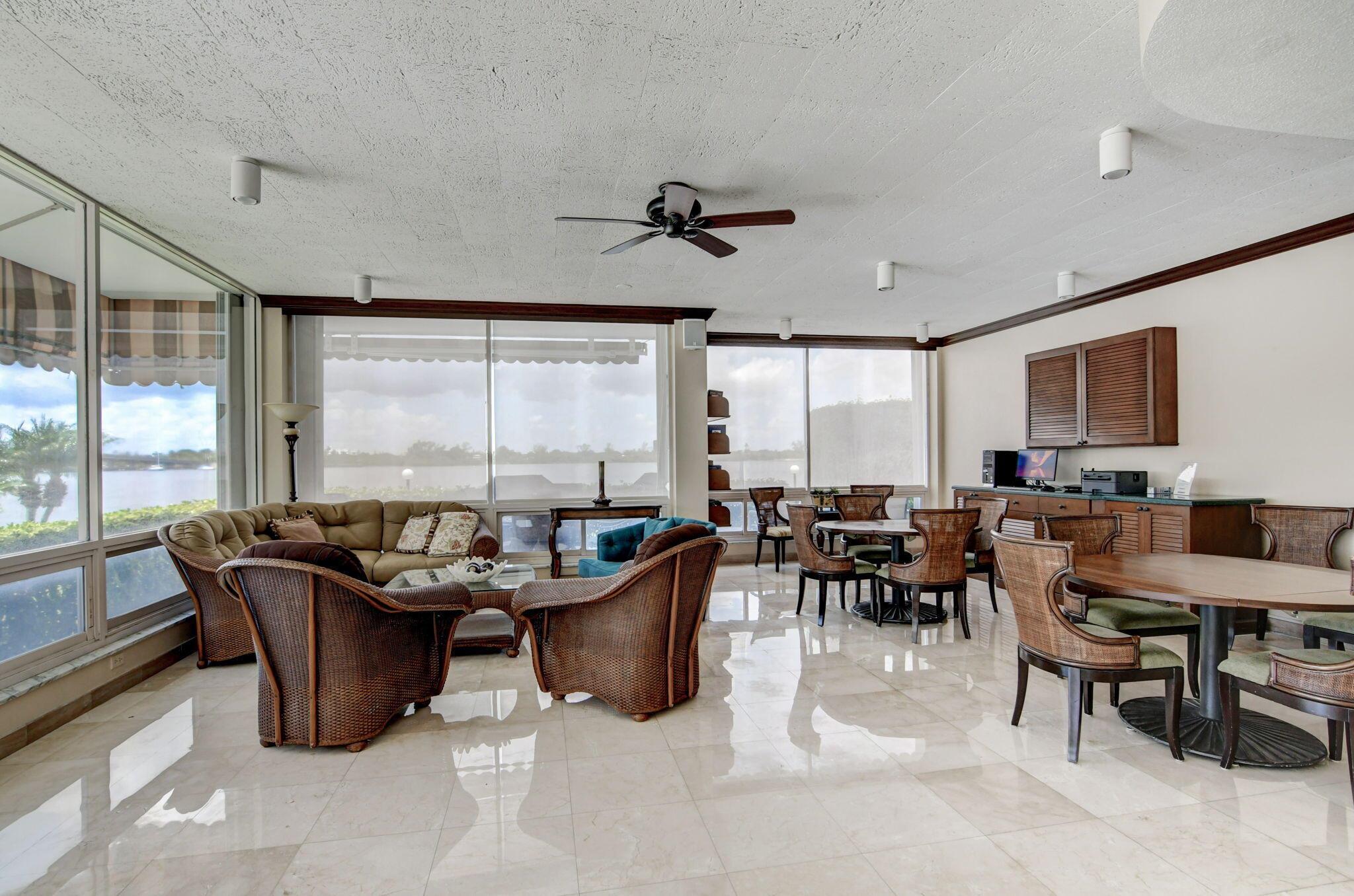 ROYAL SAXON INC - Residential Lease