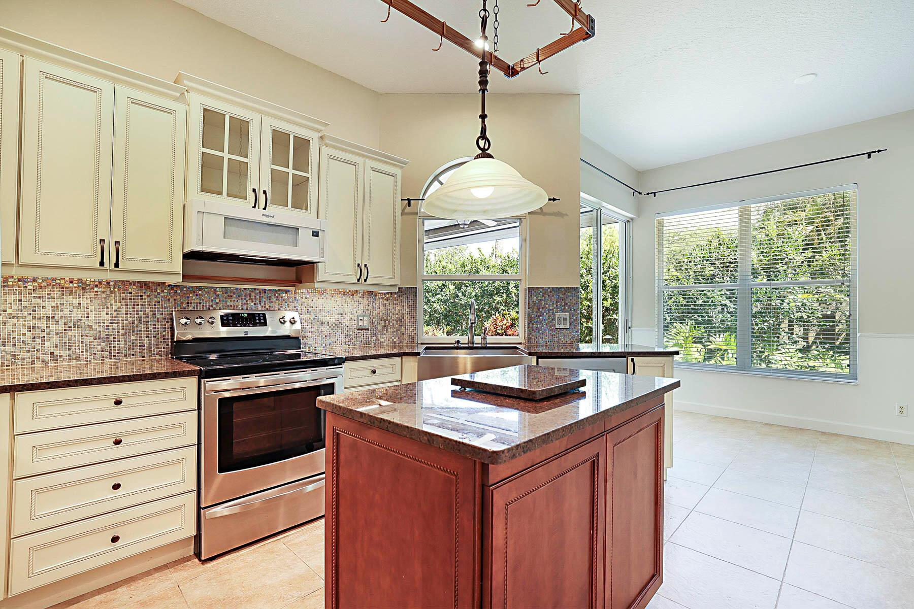 Shorewood Estates - Residential