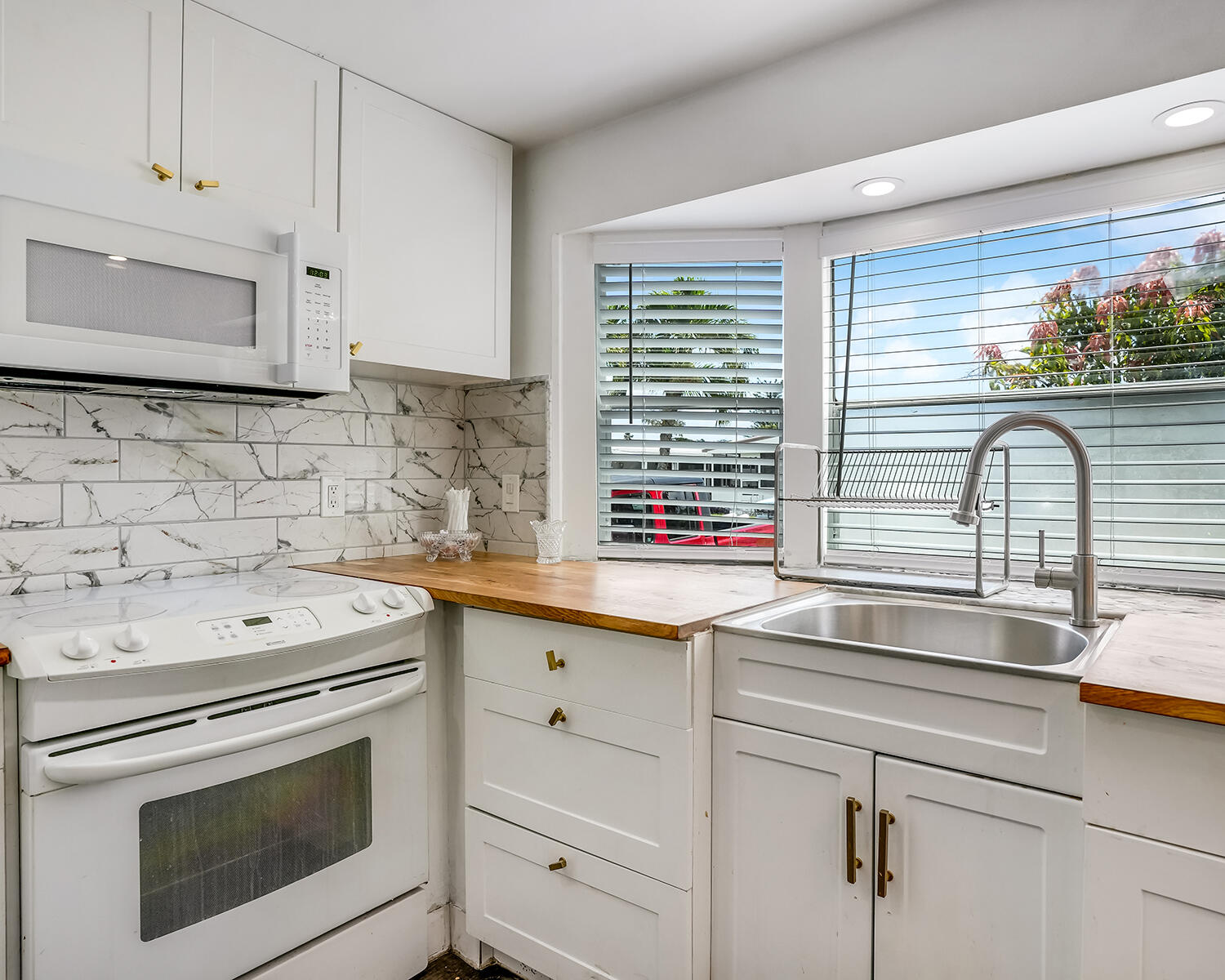 RAVENSWOOD REPLAT - Residential