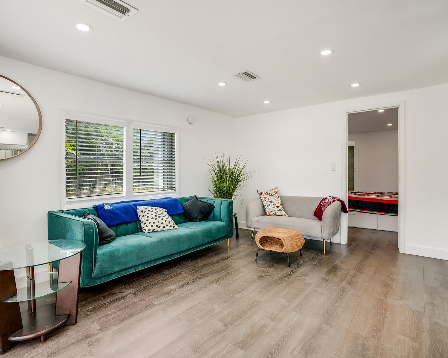 RAVENSWOOD REPLAT - Residential