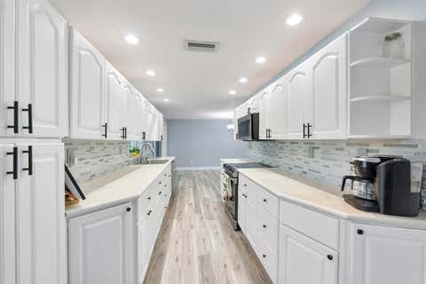 Tiny photo for 10625 NW 37th Street, Coral Springs, FL 33065 (MLS # B26050122)