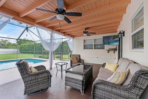 Tiny photo for 10625 NW 37th Street, Coral Springs, FL 33065 (MLS # B26050122)
