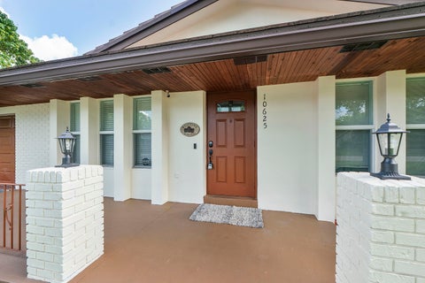 Tiny photo for 10625 NW 37th Street, Coral Springs, FL 33065 (MLS # B26050122)