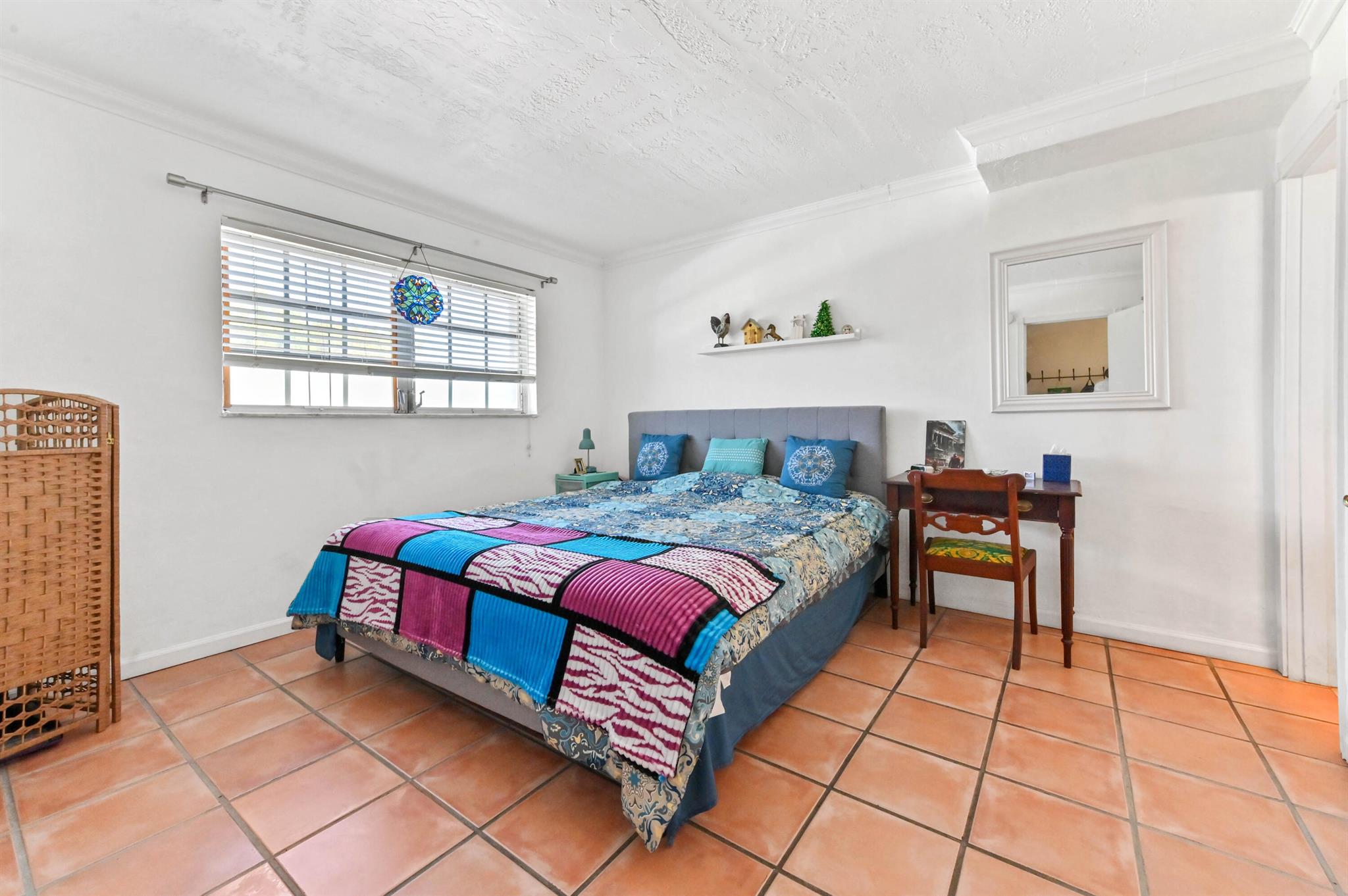 KEY BISCAYNE VI CONDO - Residential