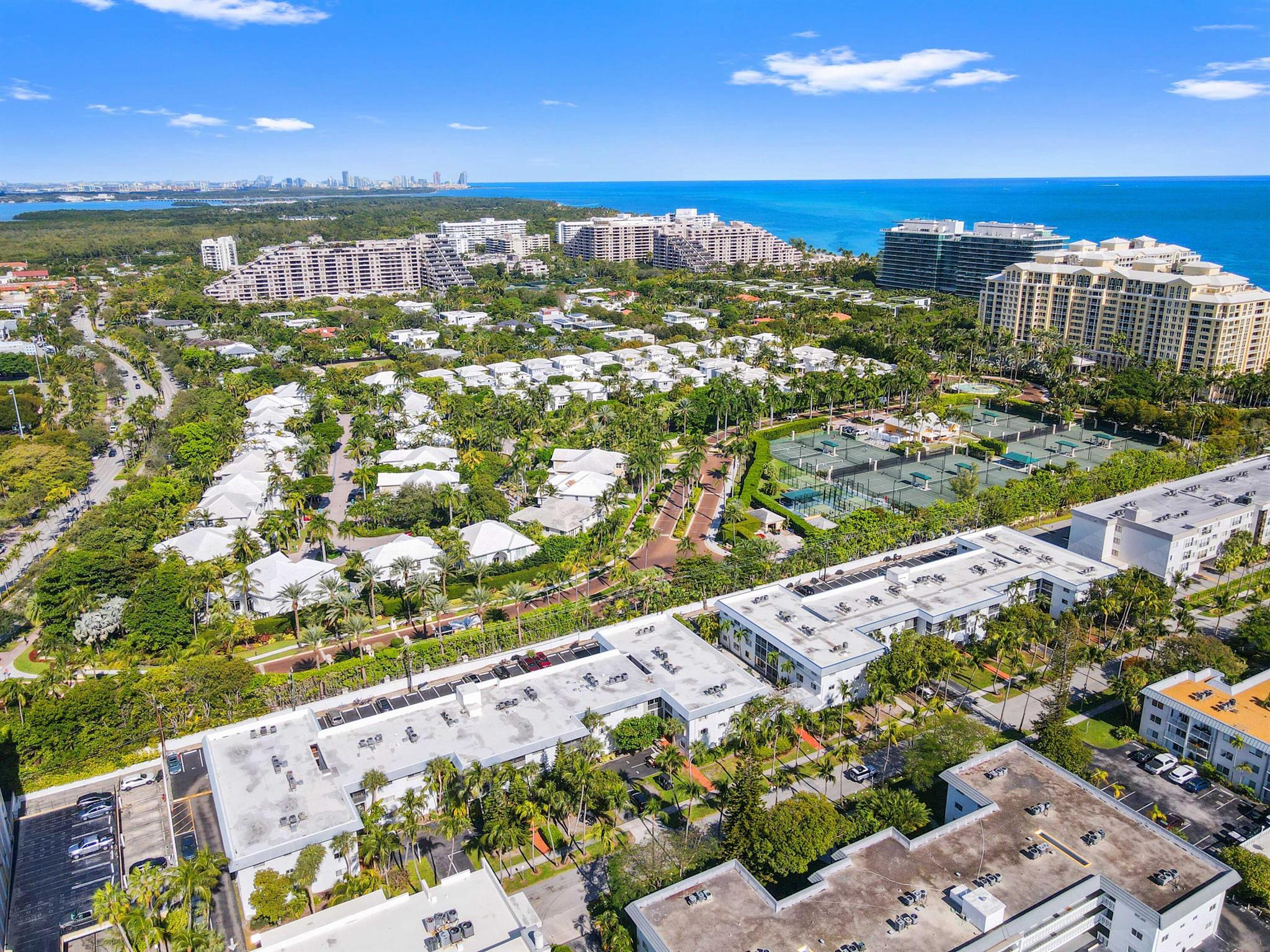 KEY BISCAYNE VI CONDO - Residential