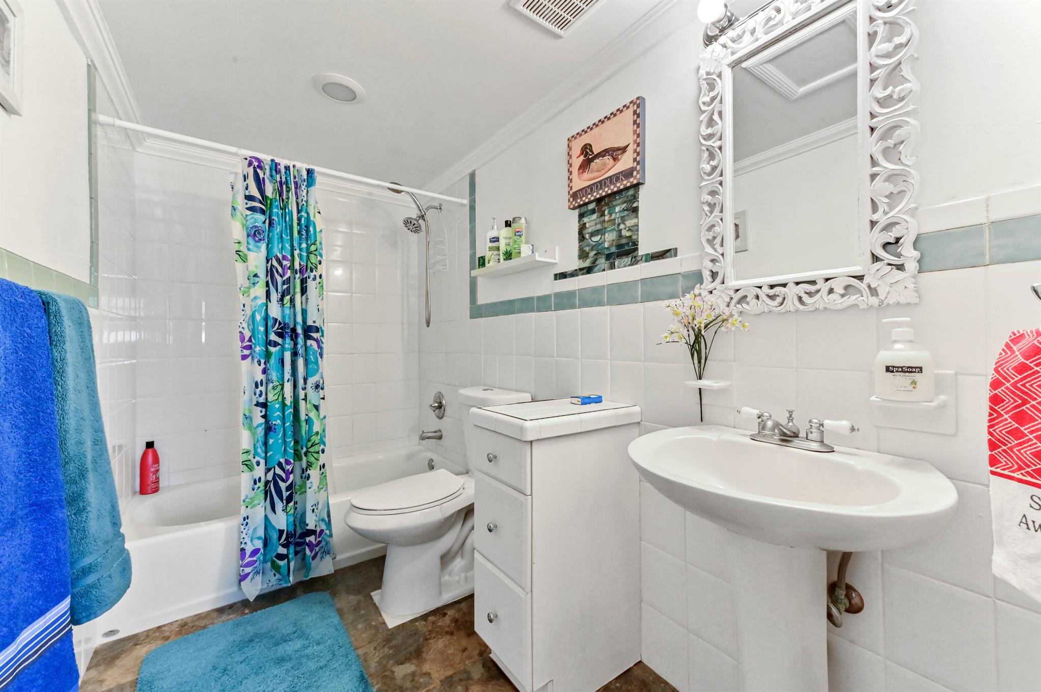 KEY BISCAYNE VI CONDO - Residential