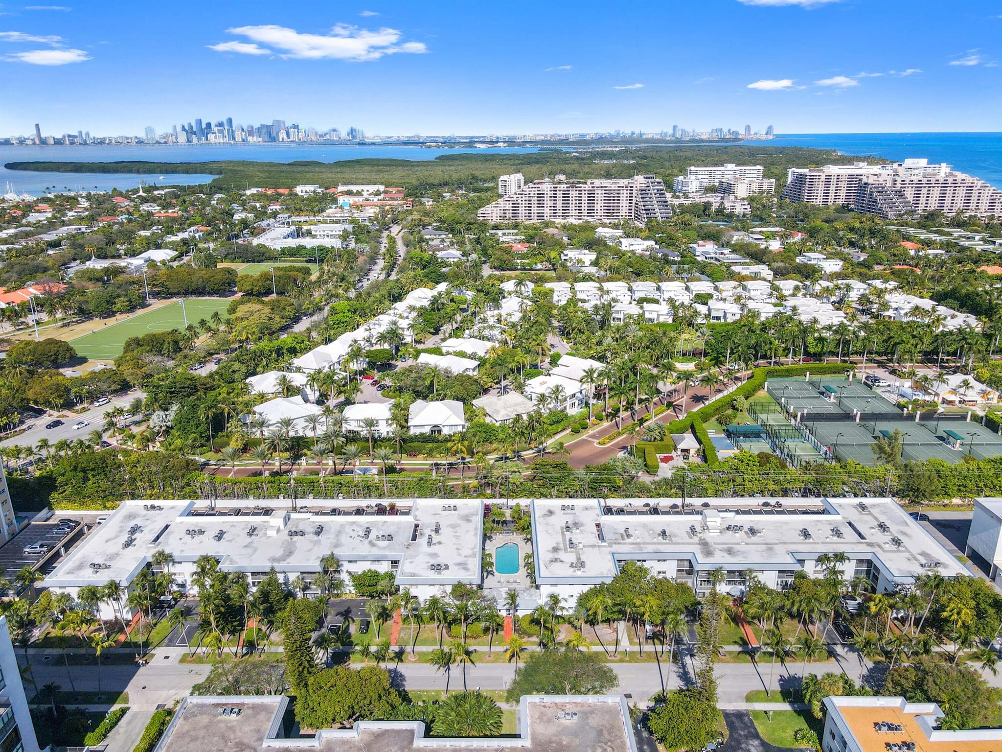 KEY BISCAYNE VI CONDO - Residential