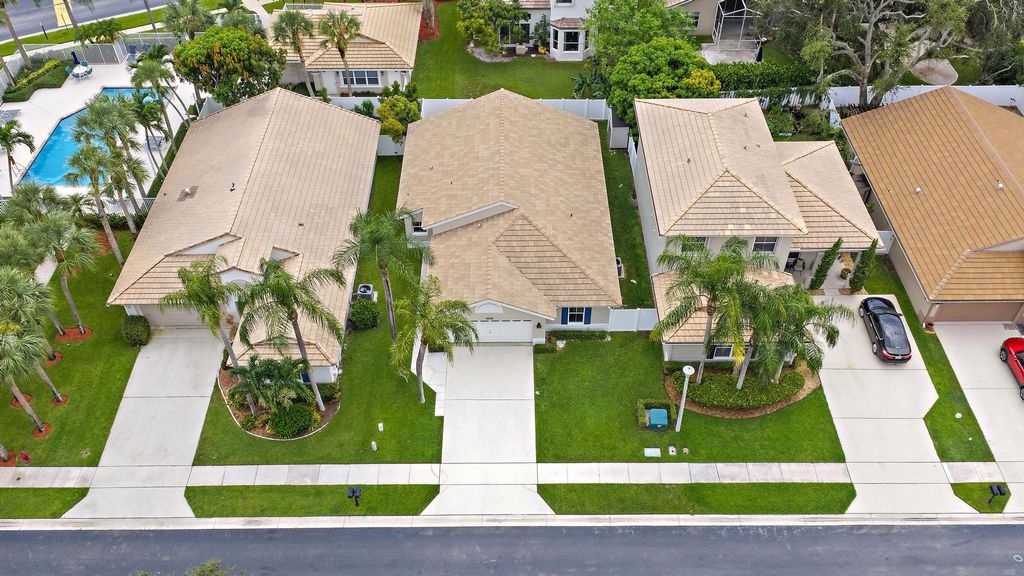 Photo of 4078 Manor Forest Trail, Boynton Beach, FL 33436 (MLS # R11120239)
