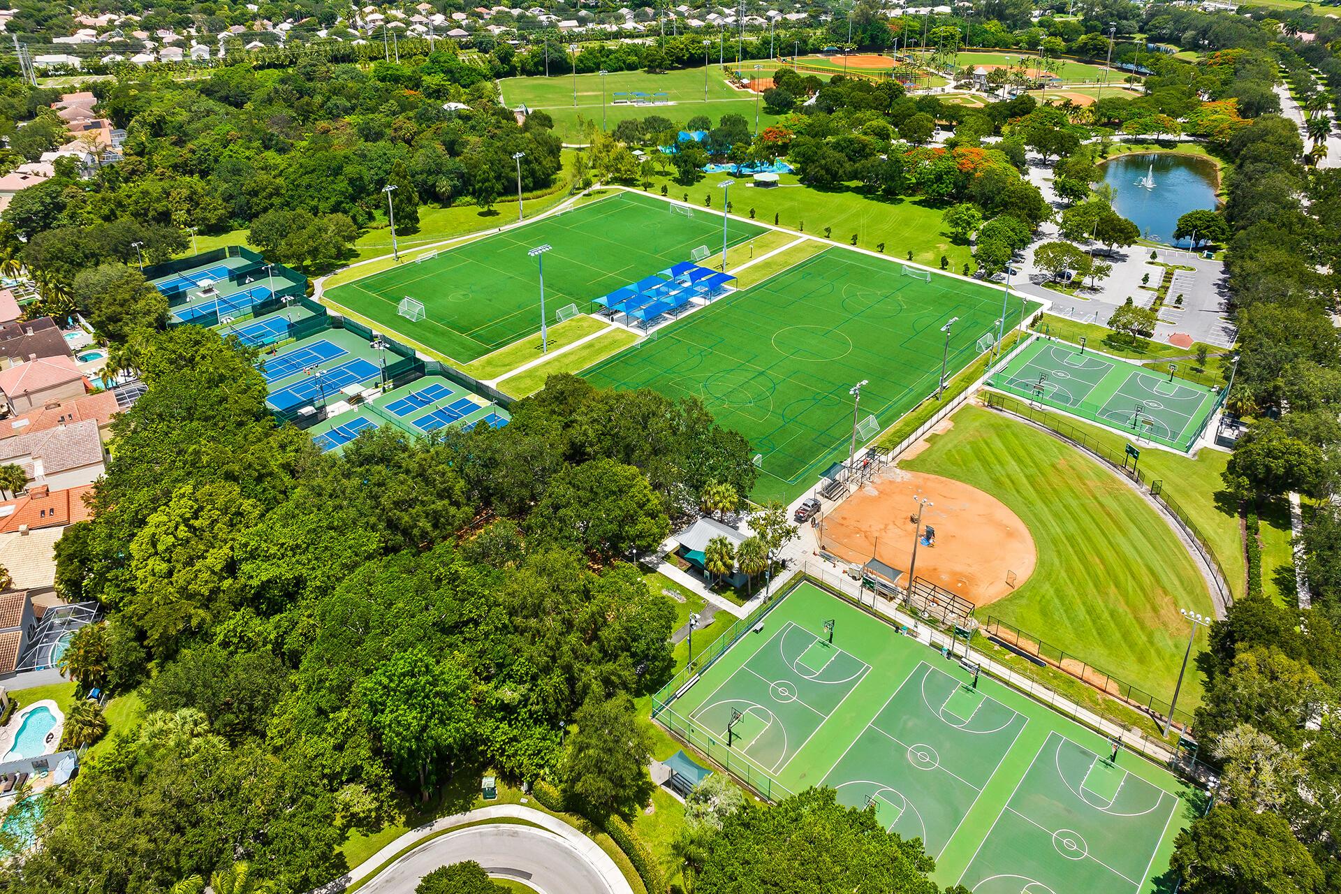 WHITTIER OAKS - Residential