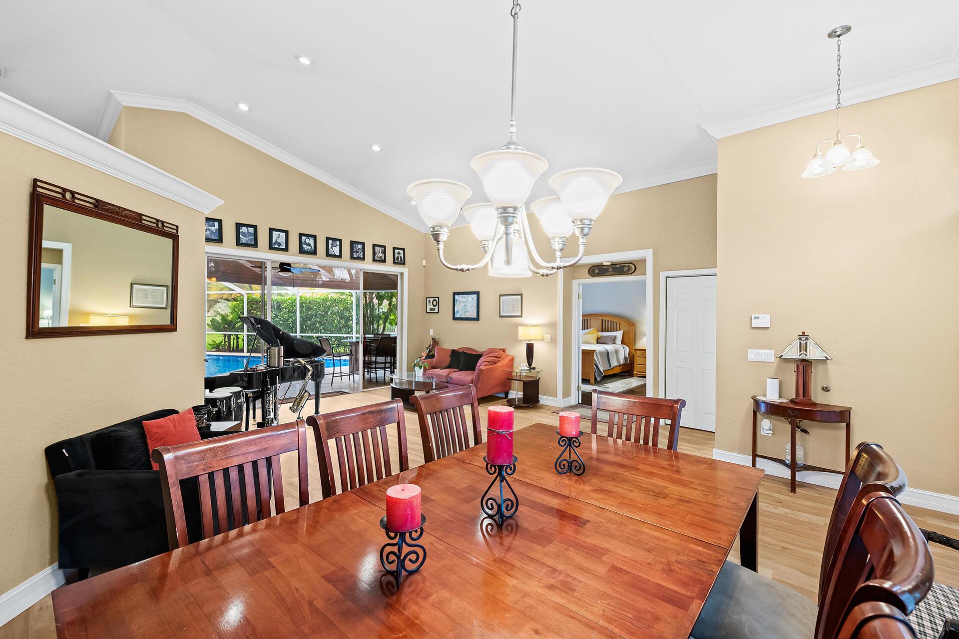 WHITTIER OAKS - Residential