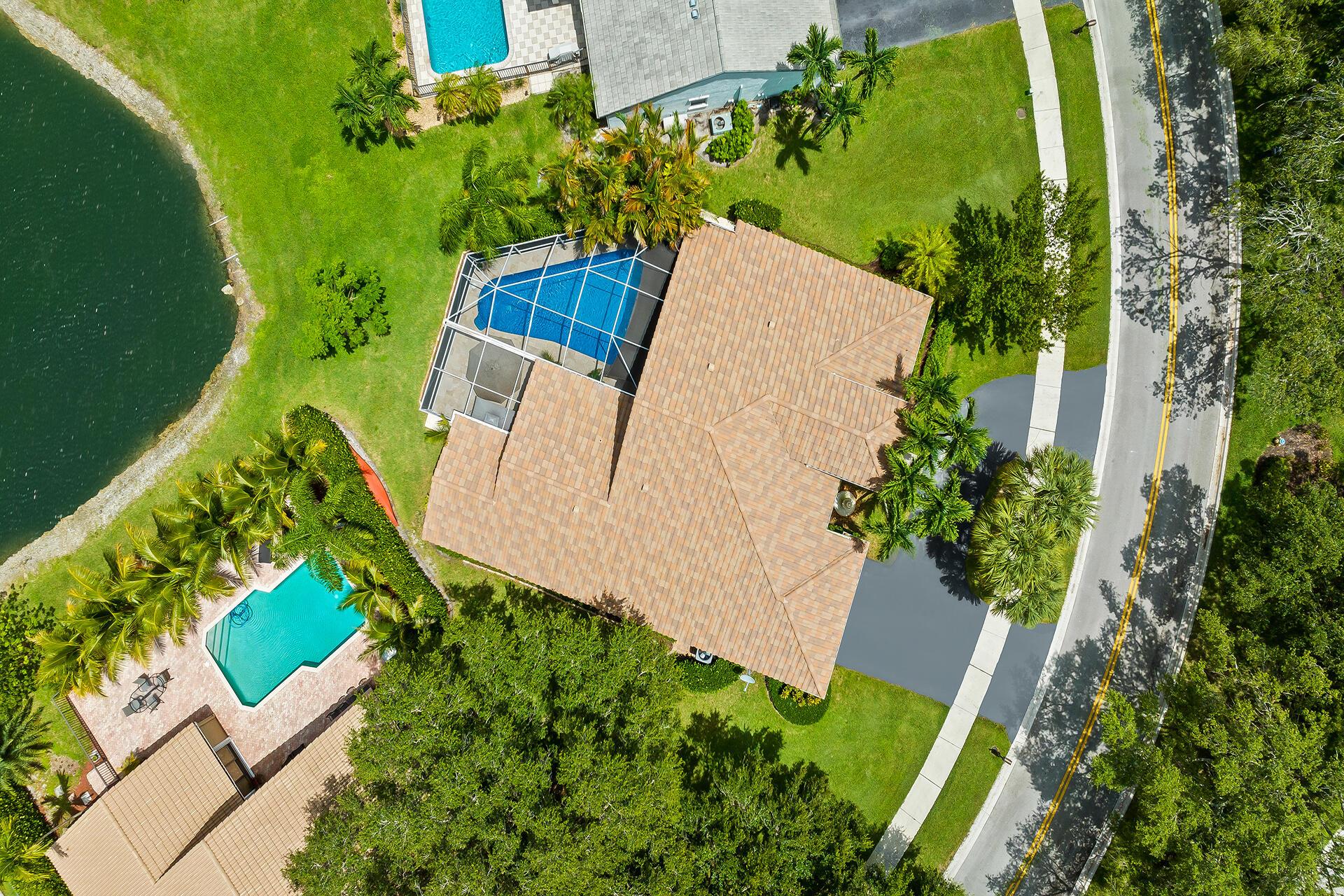 WHITTIER OAKS - Residential