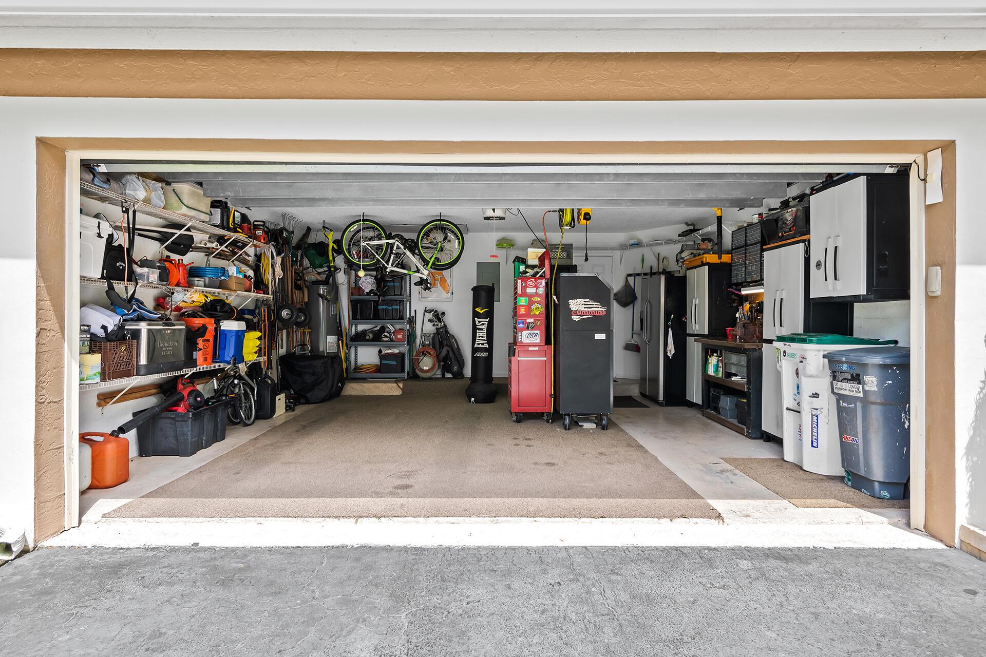 WHITTIER OAKS - Residential