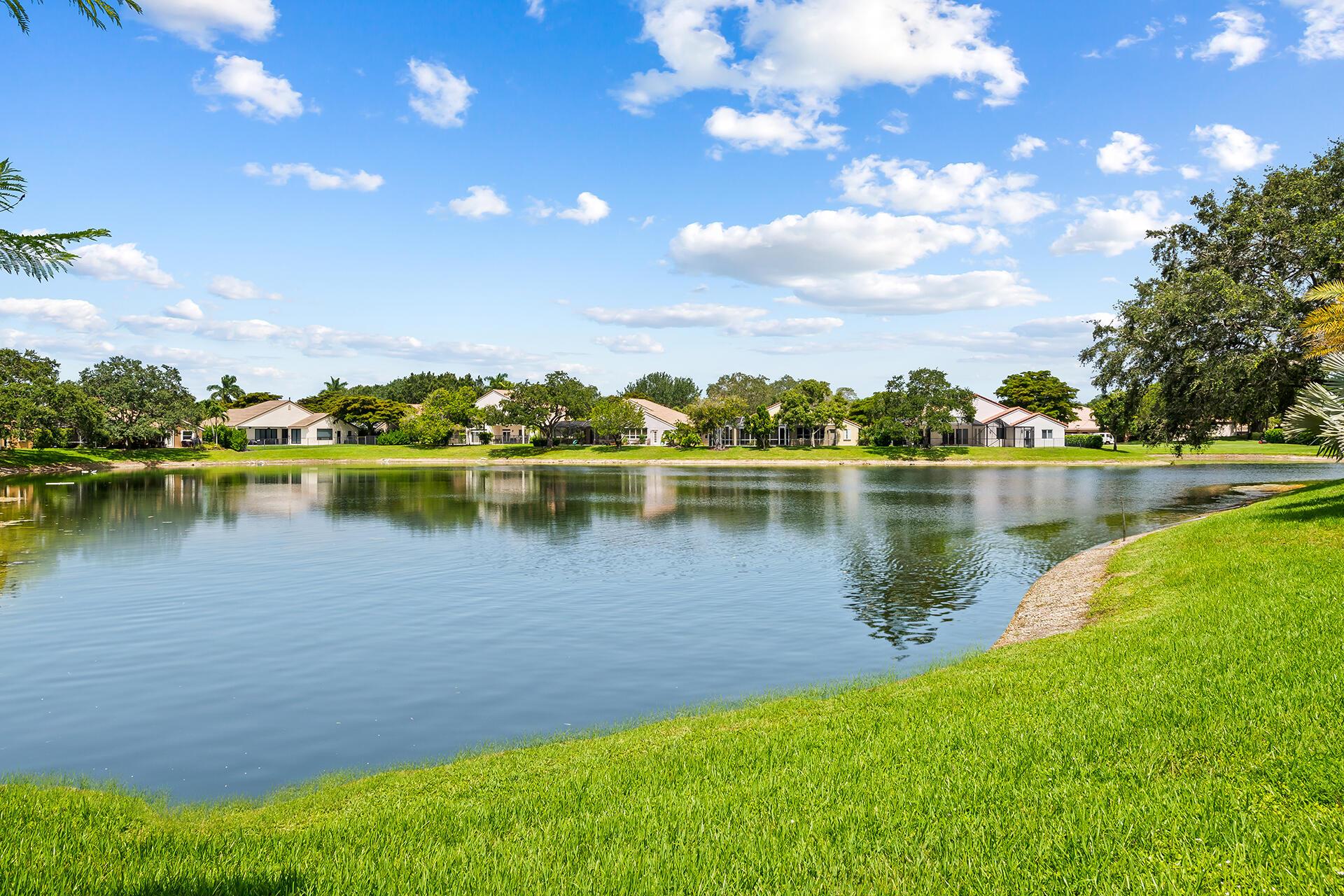 WHITTIER OAKS - Residential