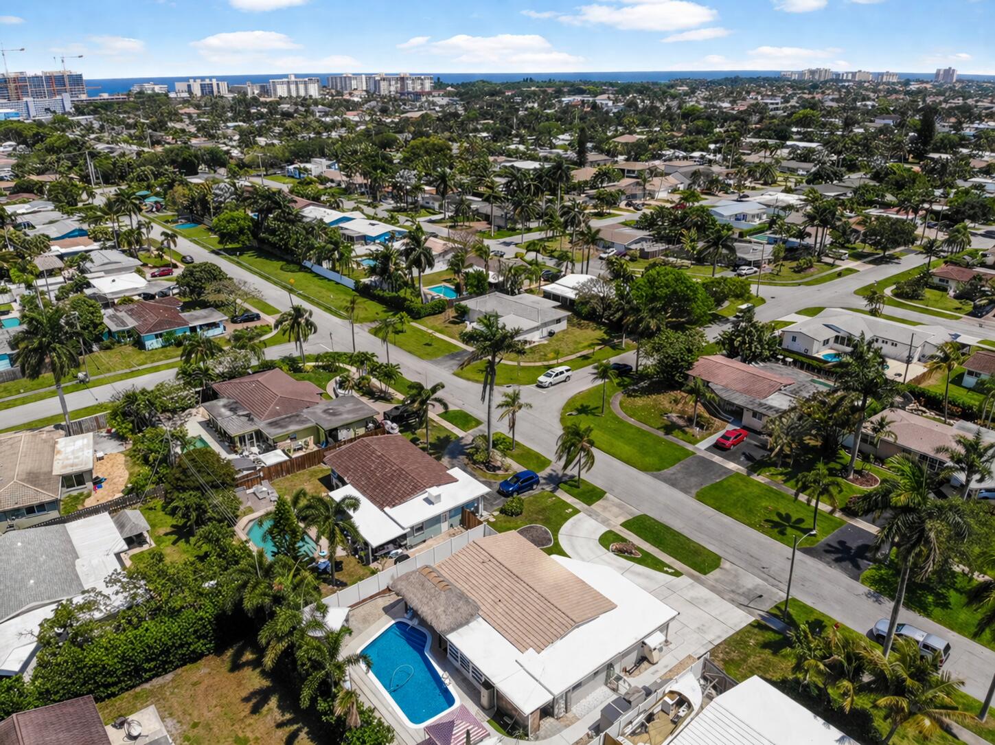 FLORESTA ESTATES 3RD SEC - Residential
