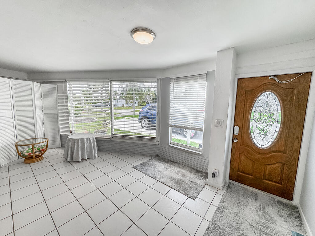 FLORESTA ESTATES 3RD SEC - Residential