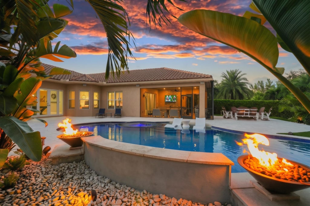 Photo of 7630 Maywood Crest Drive, Palm Beach Gardens, FL 33412 (MLS # B26091256)