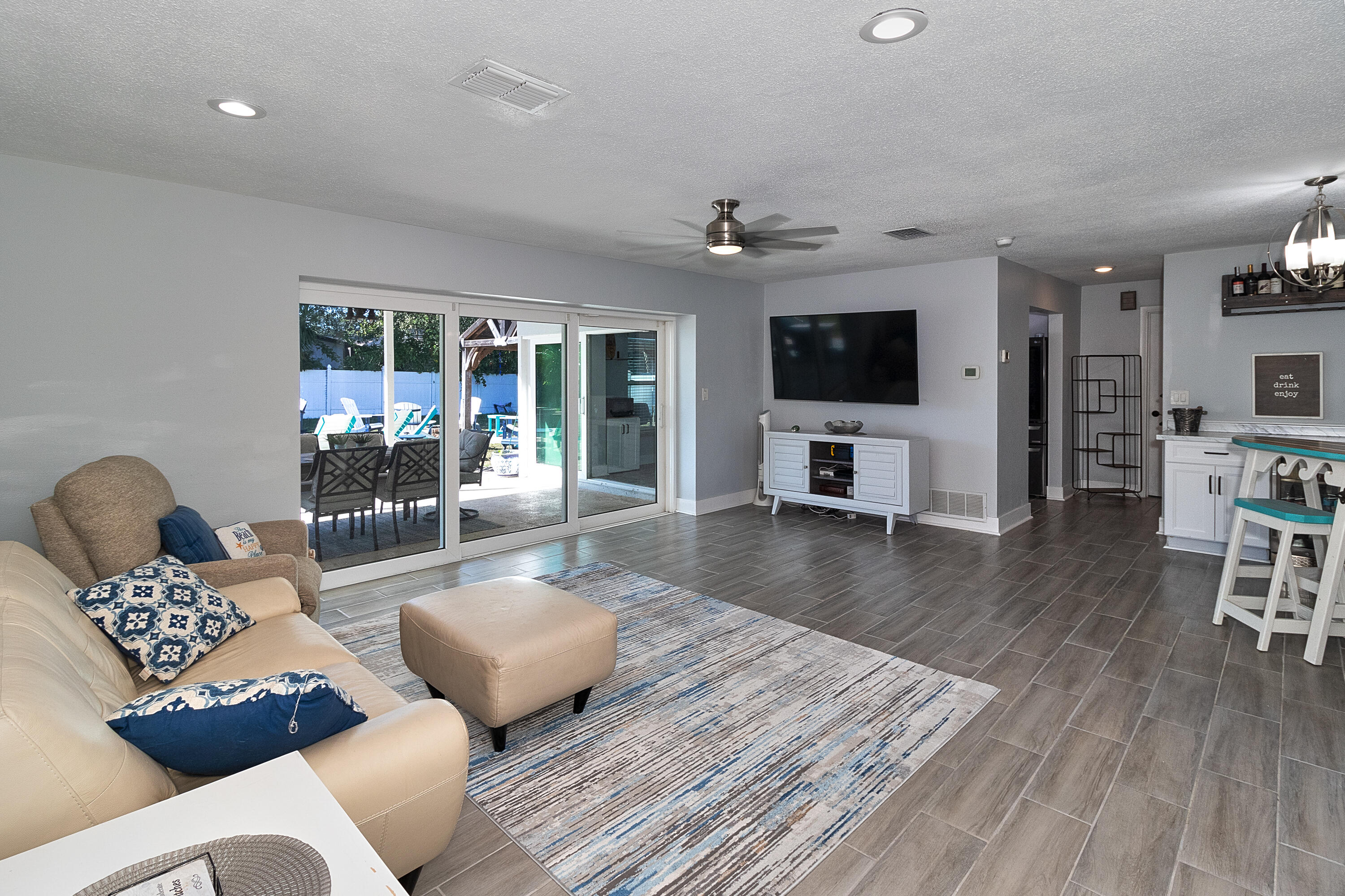 FAIRWAY ESTATES 6TH ADD - Residential