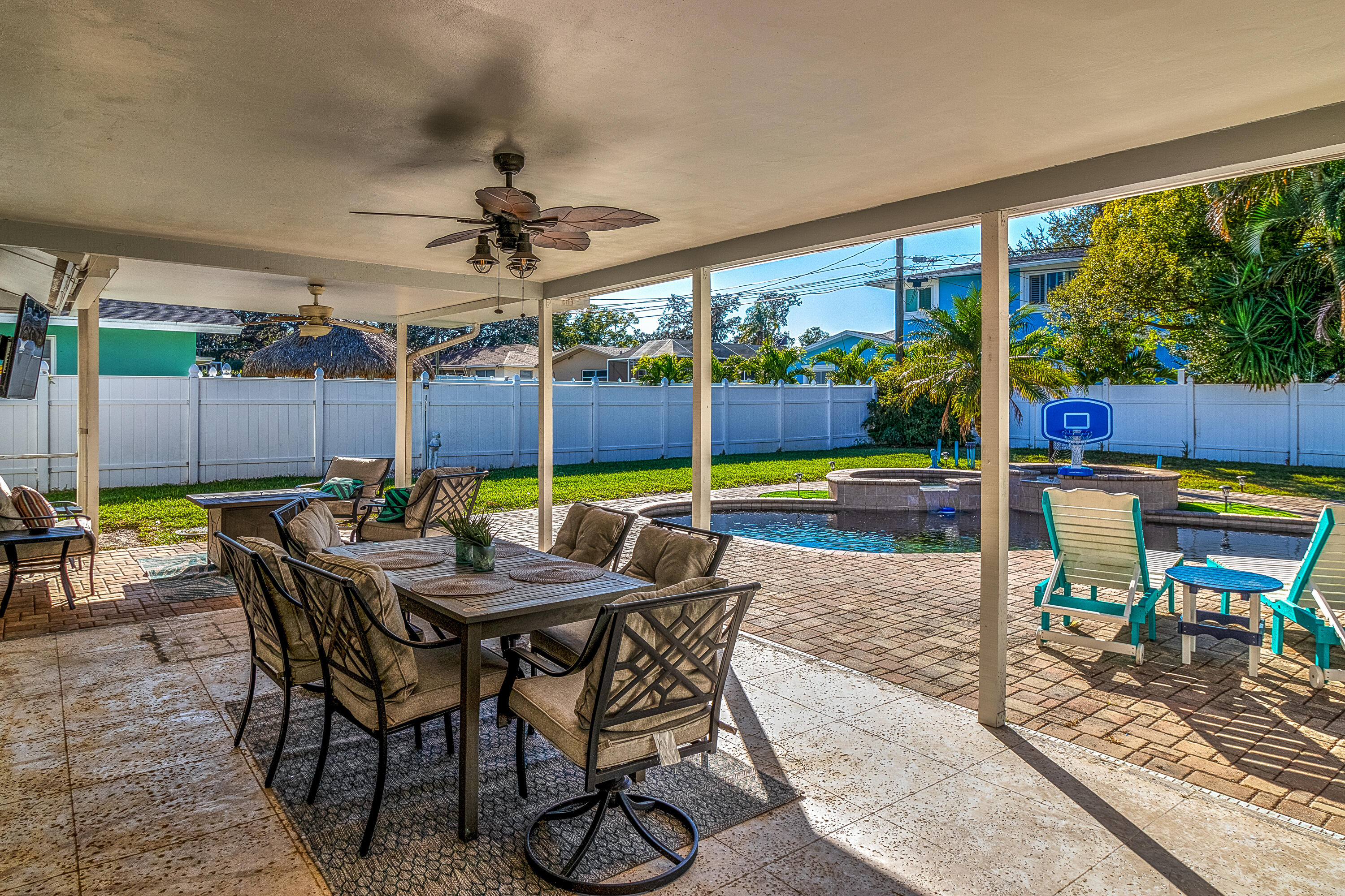 FAIRWAY ESTATES 6TH ADD - Residential